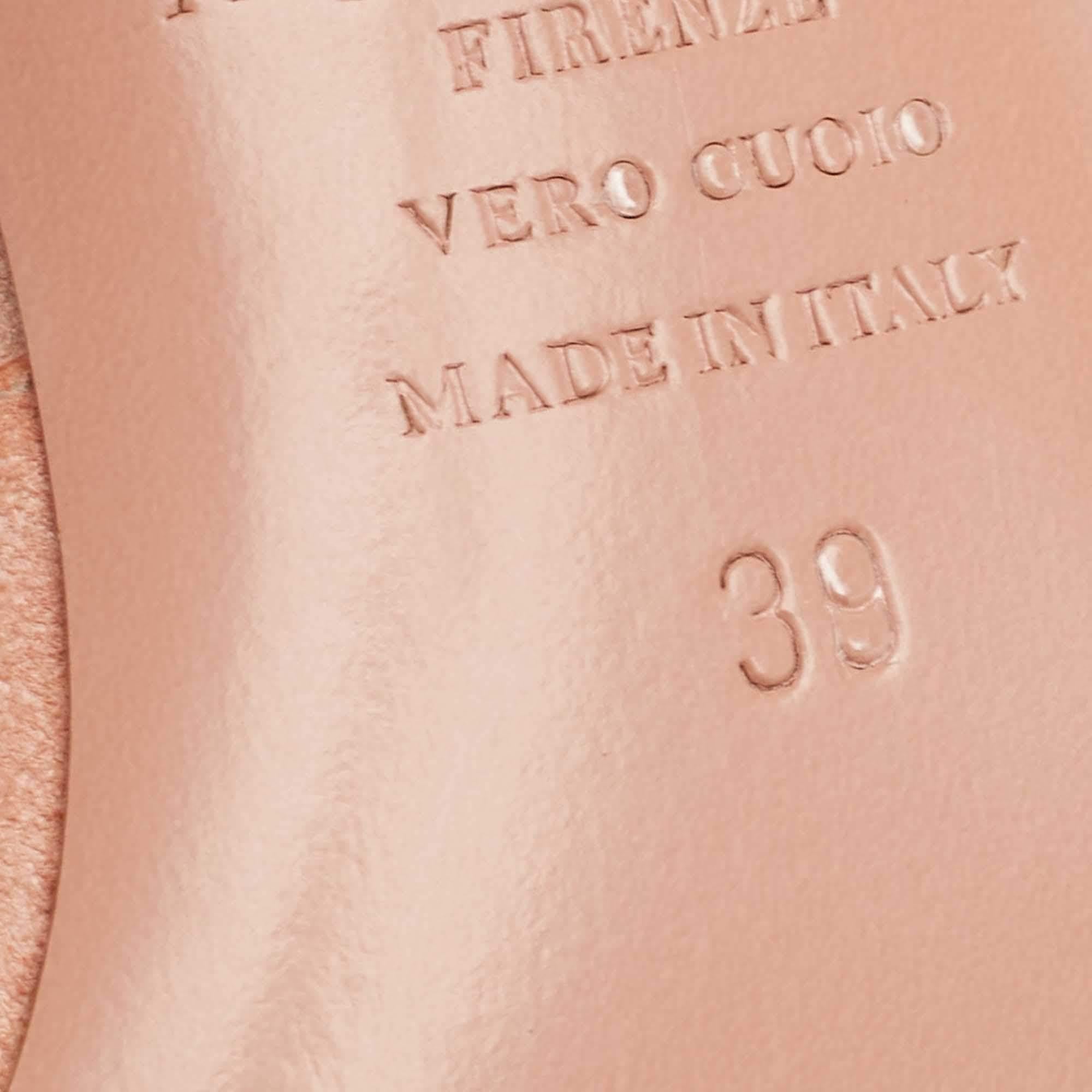 Aquazzura Pink Suede Powder Puff Slingback Pumps Size 39 In Excellent Condition For Sale In Dubai, Al Qouz 2