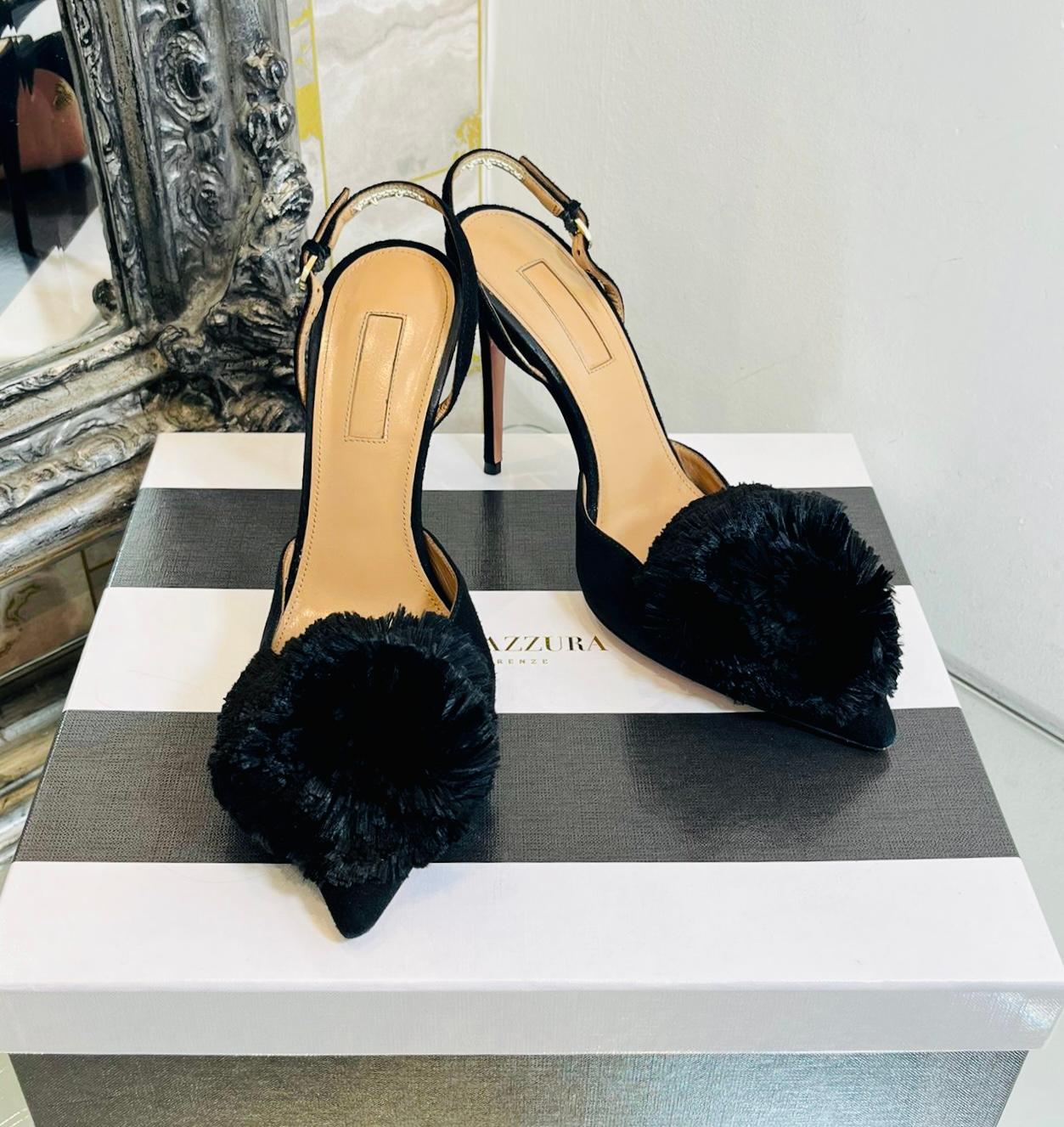 Aquazzura Powder Puff Suede Pumps

Black heels designed with the brand's signature oversized, tonal pompom at the vamp.

Featuring pointed toe, stiletto heel and sling-back style. Rrp £655

Size – 37

Condition – Very Good

Composition –