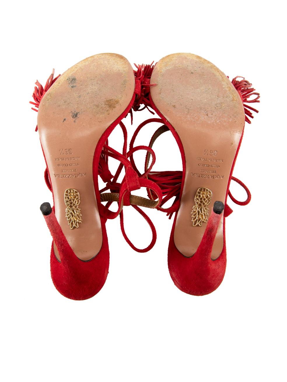 Aquazzura - Sandales à talons en daim rouge avec pompons - Taille IT 36,5 Bon état - En vente à London, GB