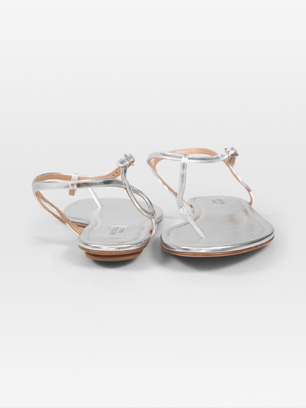 Aquazzura Silver Thong Leather Sandals Size IT 40.5 In New Condition For Sale In London, GB