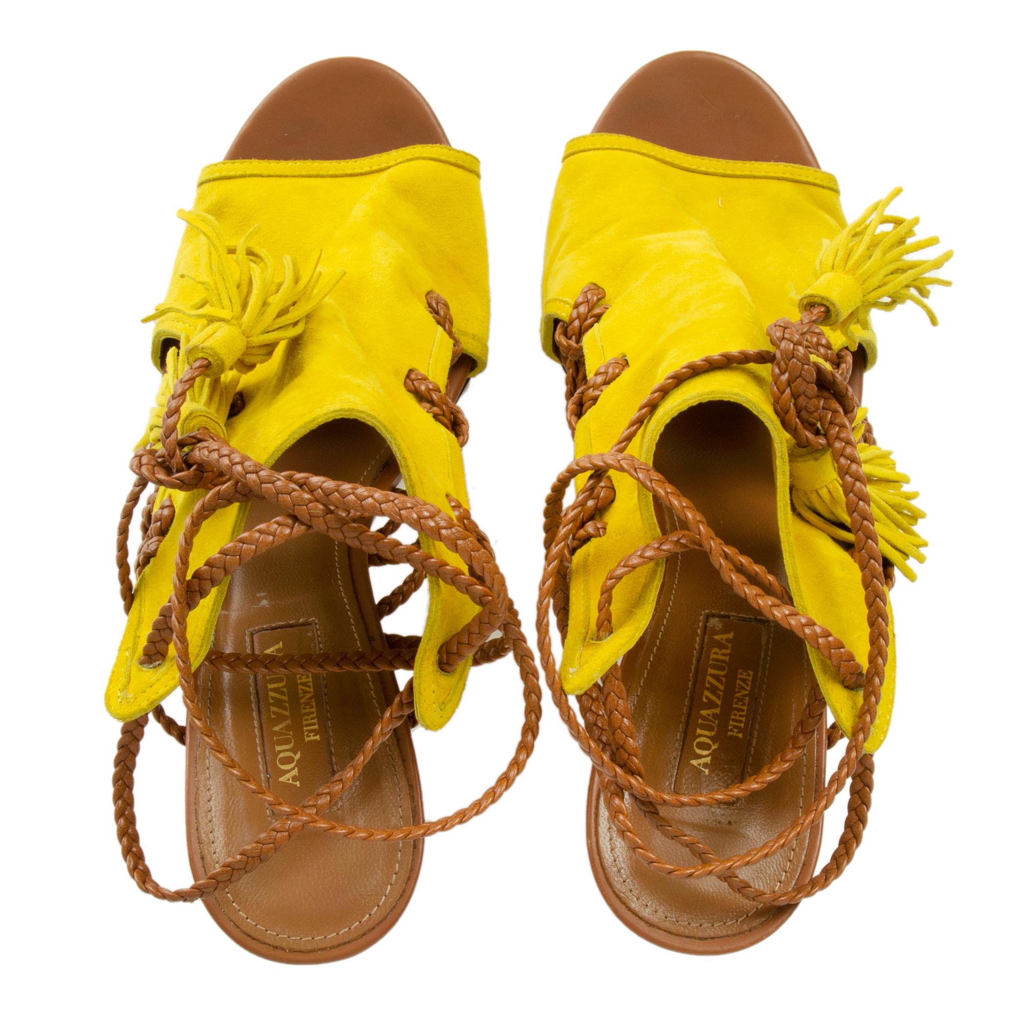 AQUAZZURA SAHARA-Sandalen aus gelbem Wildleder und BRAIDED-Leder, 38 im Angebot 1
