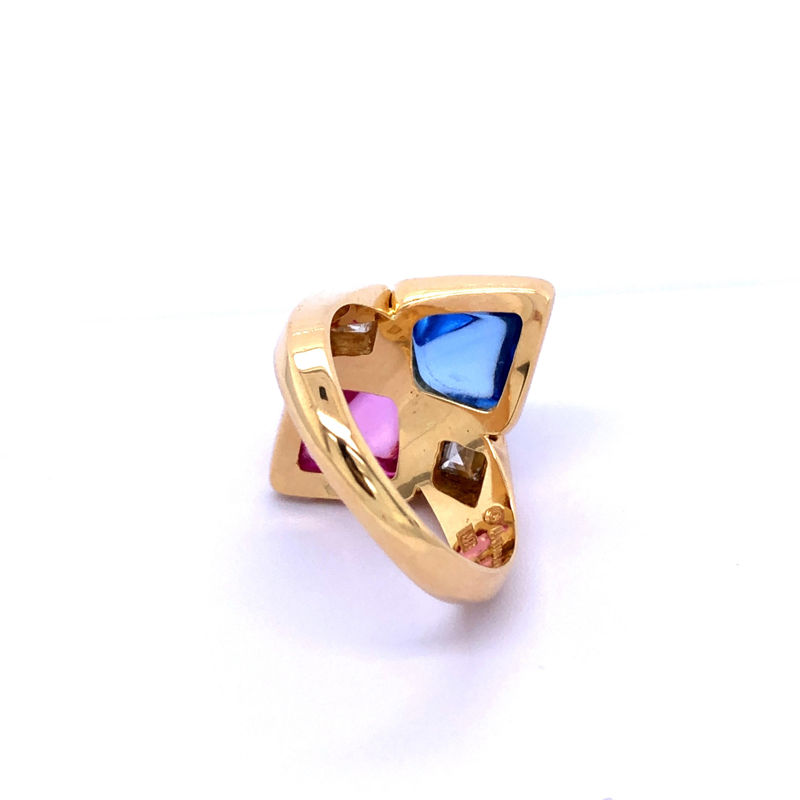 Contemporary Aquila Diamond and Quartz Ring For Sale