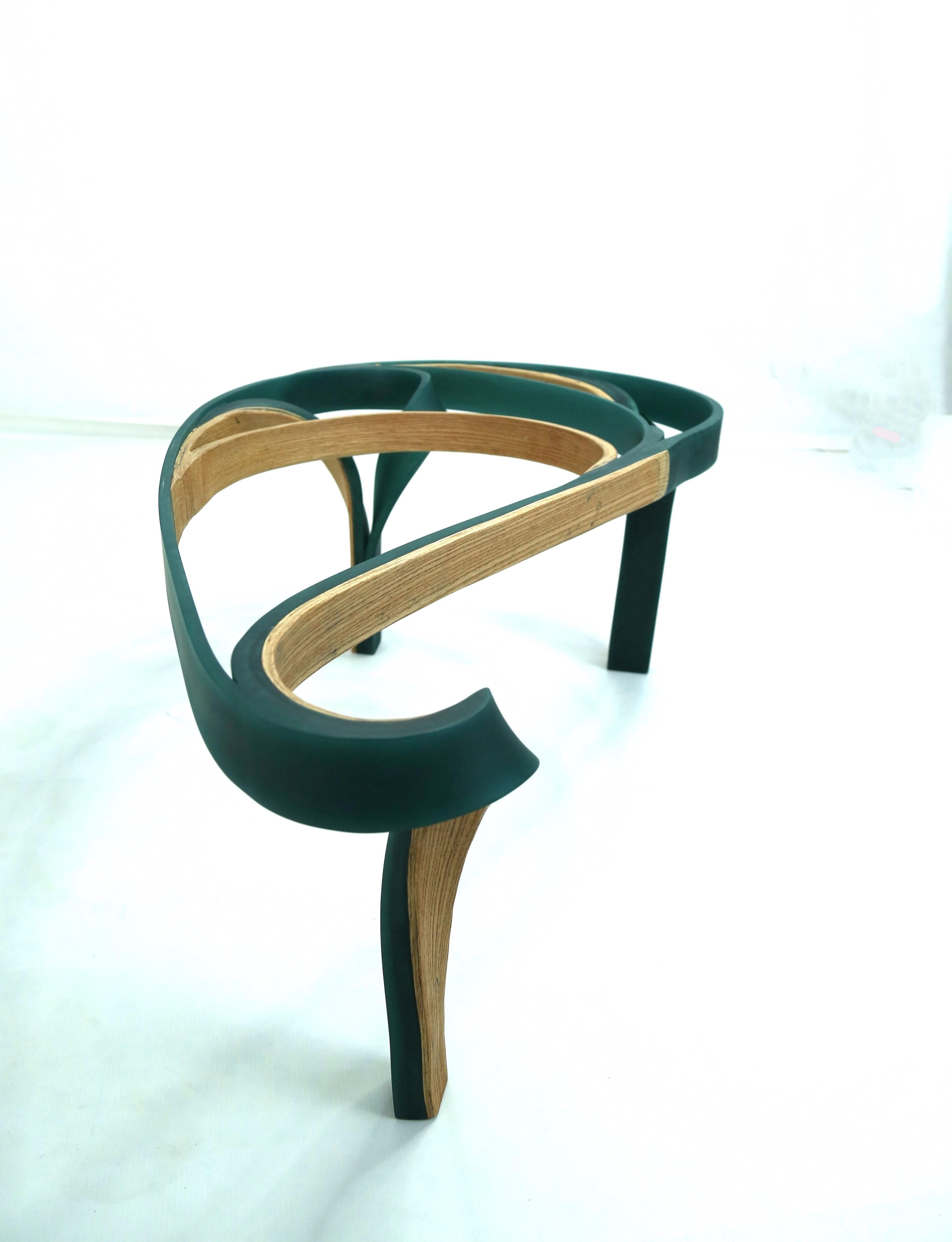 Tavolo Aquila di Raka Studio x Hamdi Studio - Resina verde e legno di frassino con vetro In condizioni Nuovo in vendita a Cape Girardeau, MO