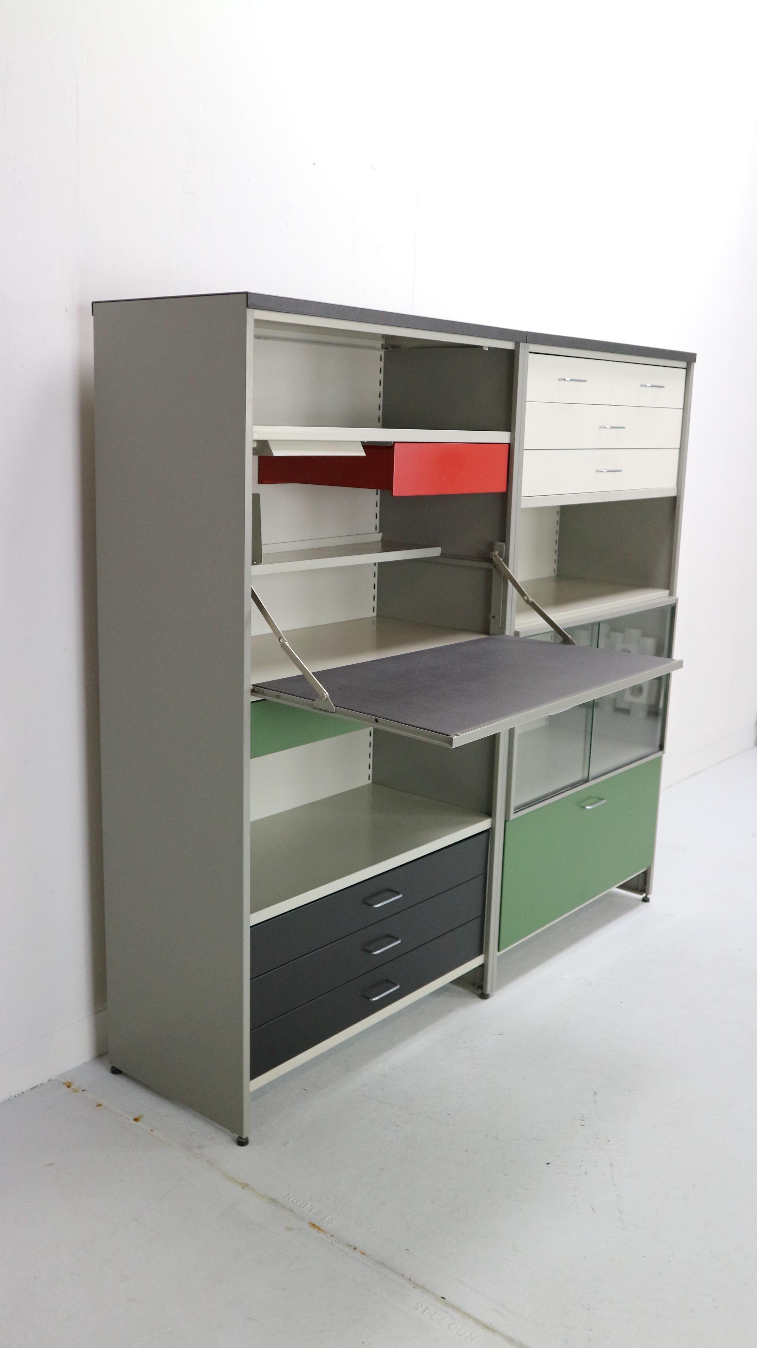 A.R. Cordemeijer/L. Holleman Model 5600 For Gispen Industrial Cabinet, Secretary In Good Condition In The Hague, NL