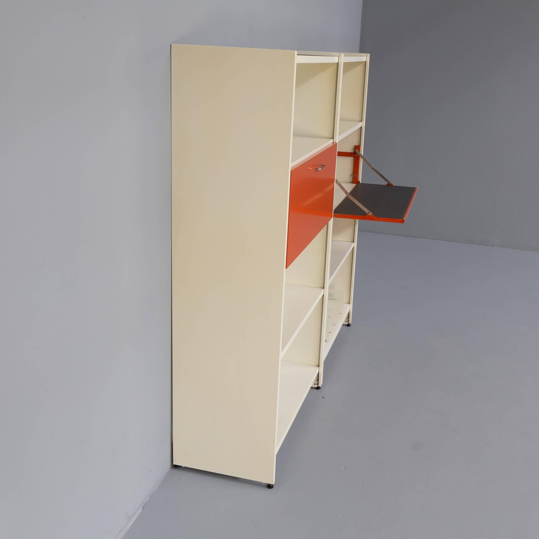 A.R. Cordemeijer / L. Holleman ‘Model 5600 Wall Unit for Gispen Set For Sale 4