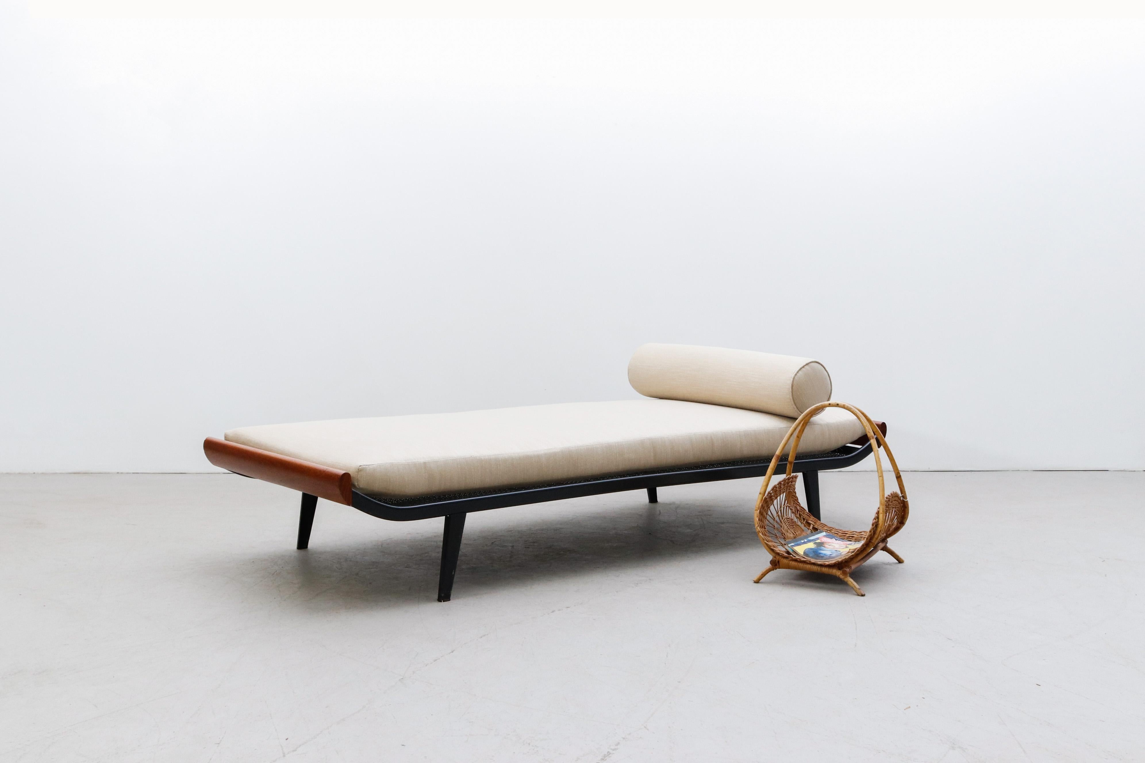 A.R. Cordemeyer 'Cleopatra' Daybed for Auping In Good Condition In Los Angeles, CA