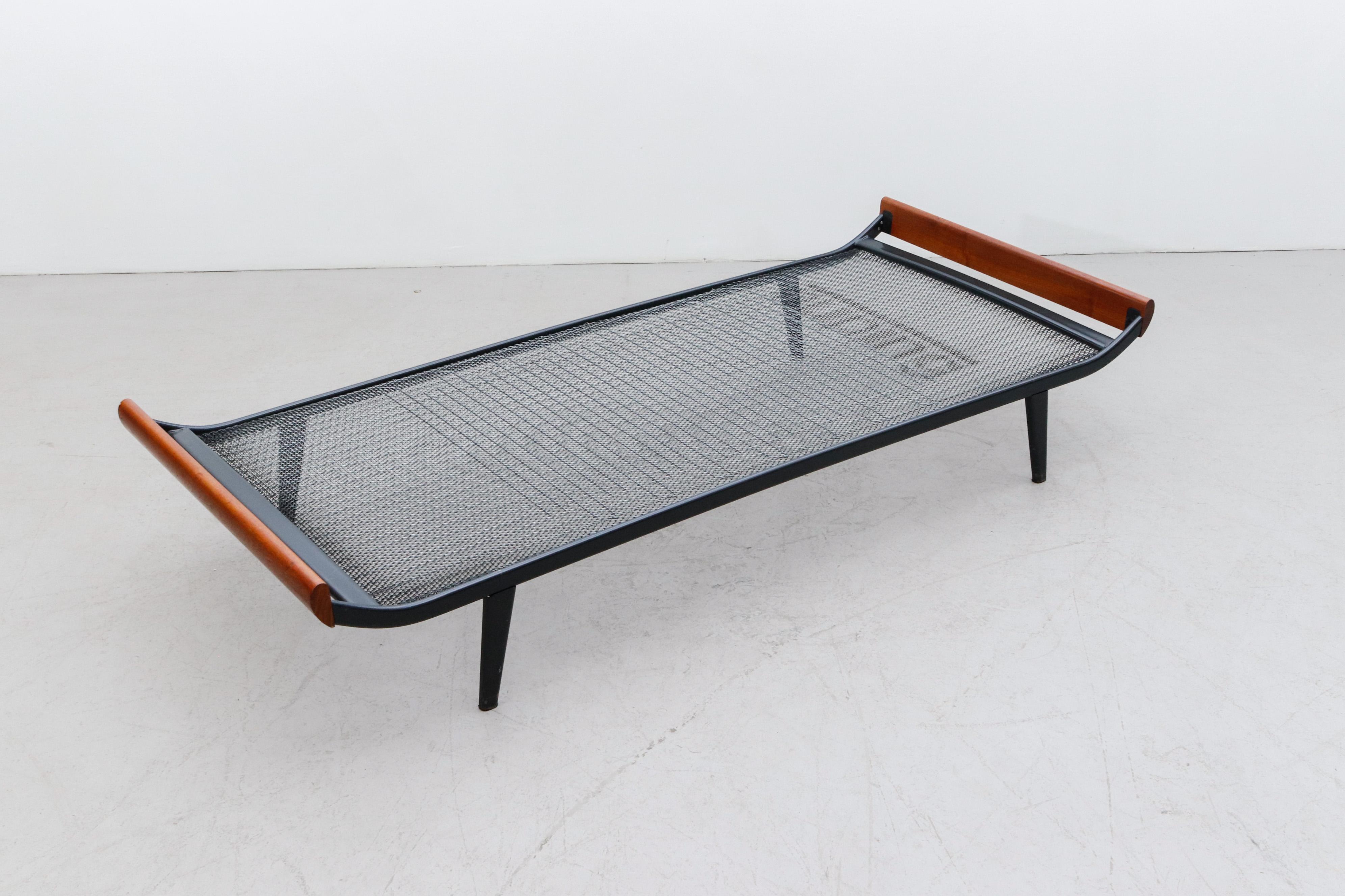 Metal A.R. Cordemeyer 'Cleopatra' Daybed for Auping