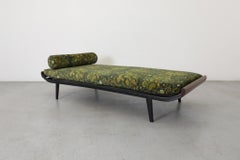 A.R. Lit de jour Cleopatra de Cordemeyer pour Auping avec tissu House of Hackney, années 1950