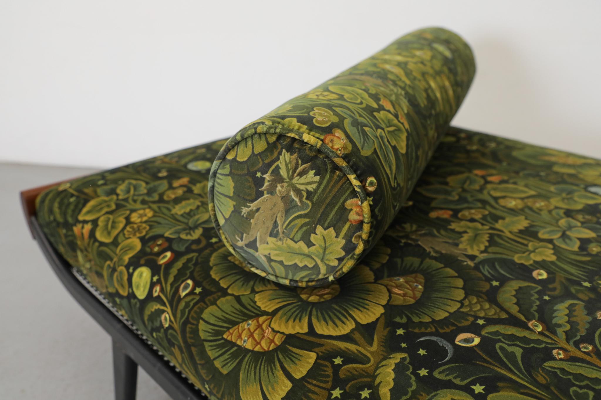 A.R. Cama de día Cordemeyer Cleopatra para Auping con tela House of Hackney, años 50 en venta 1