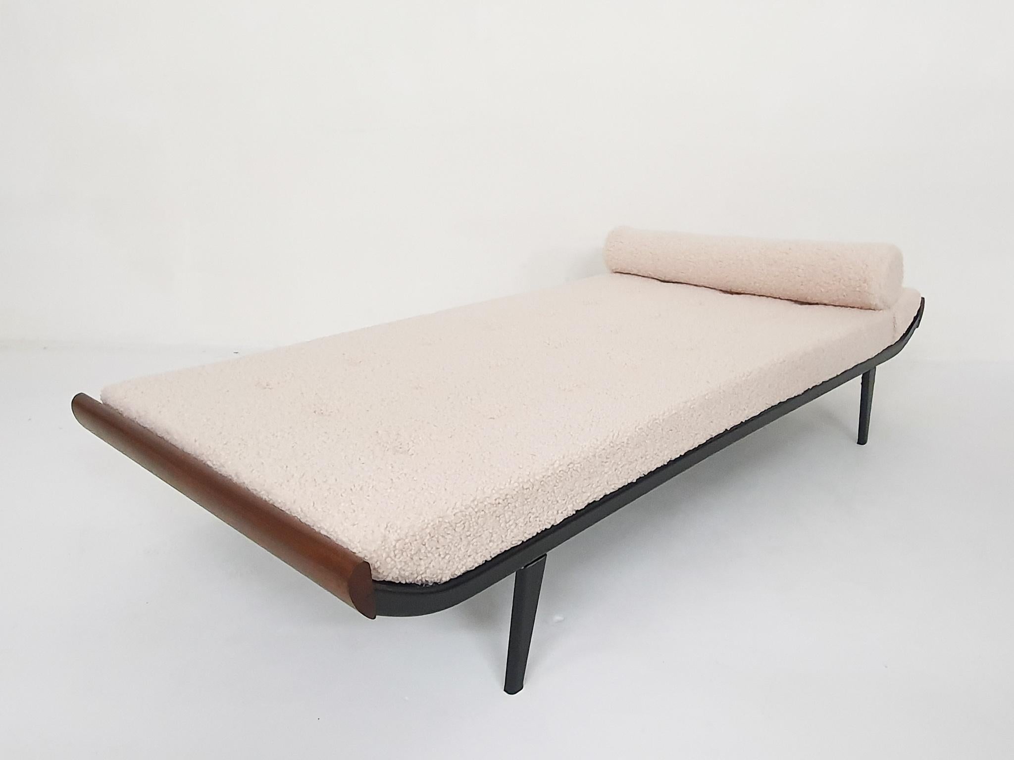 Mid-20th Century A.R. Cordemeyer for Auping “Cleopatra” Daybed with 