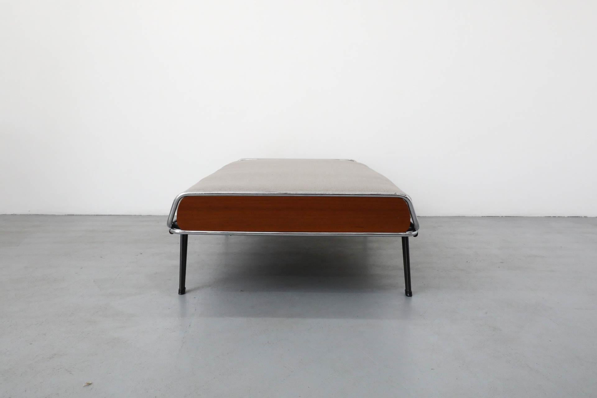 A.R. Cordemeyer for Auping Industrial Daybed with Teak Ends & New Gray Mattress In Good Condition In Los Angeles, CA
