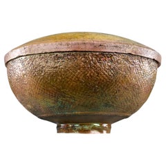 AR, schillernde Raku-Schale mit Deckel, Frankreich 1970er Jahre