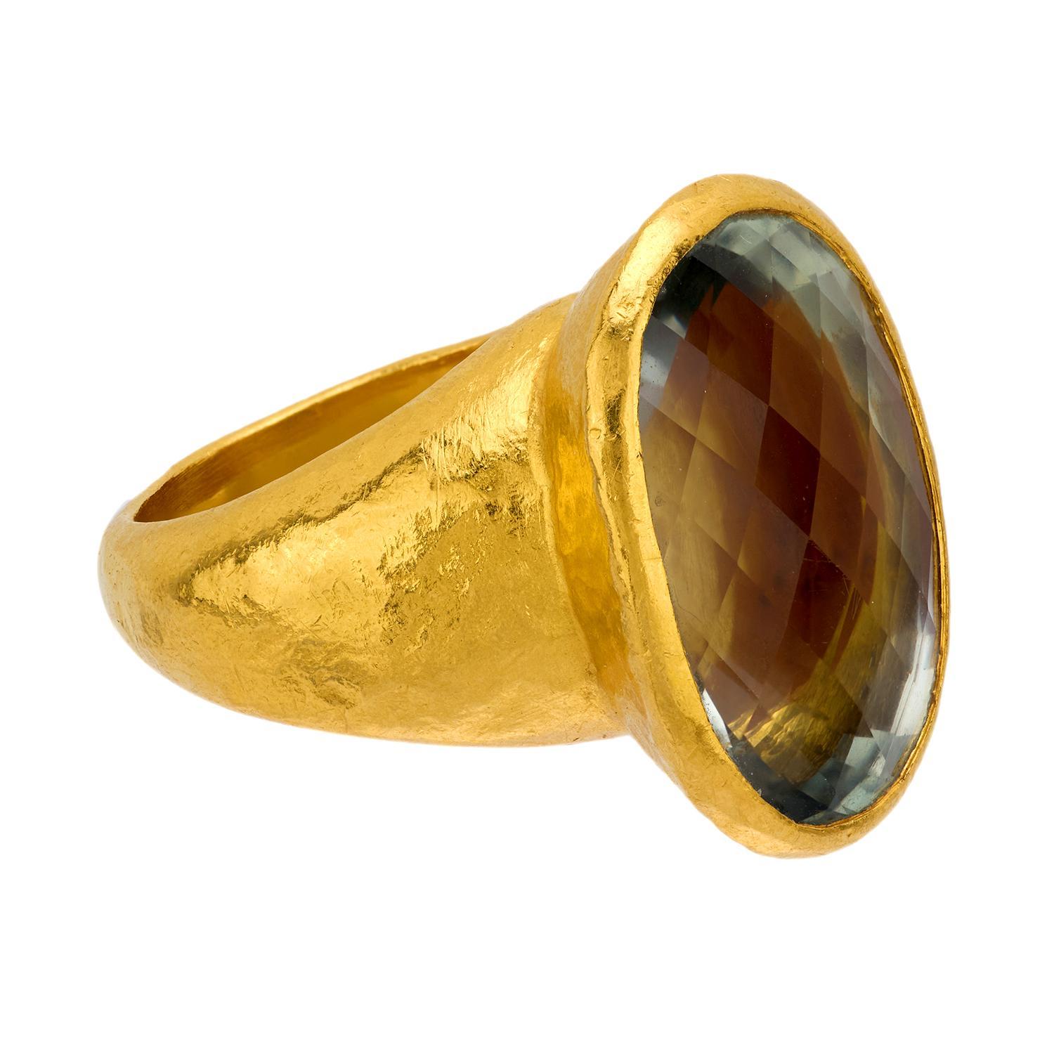 ARA Bague cocktail en or jaune 24 carats avec aigue-marine de 17 carats Excellent état - En vente à Beverly Hills, CA