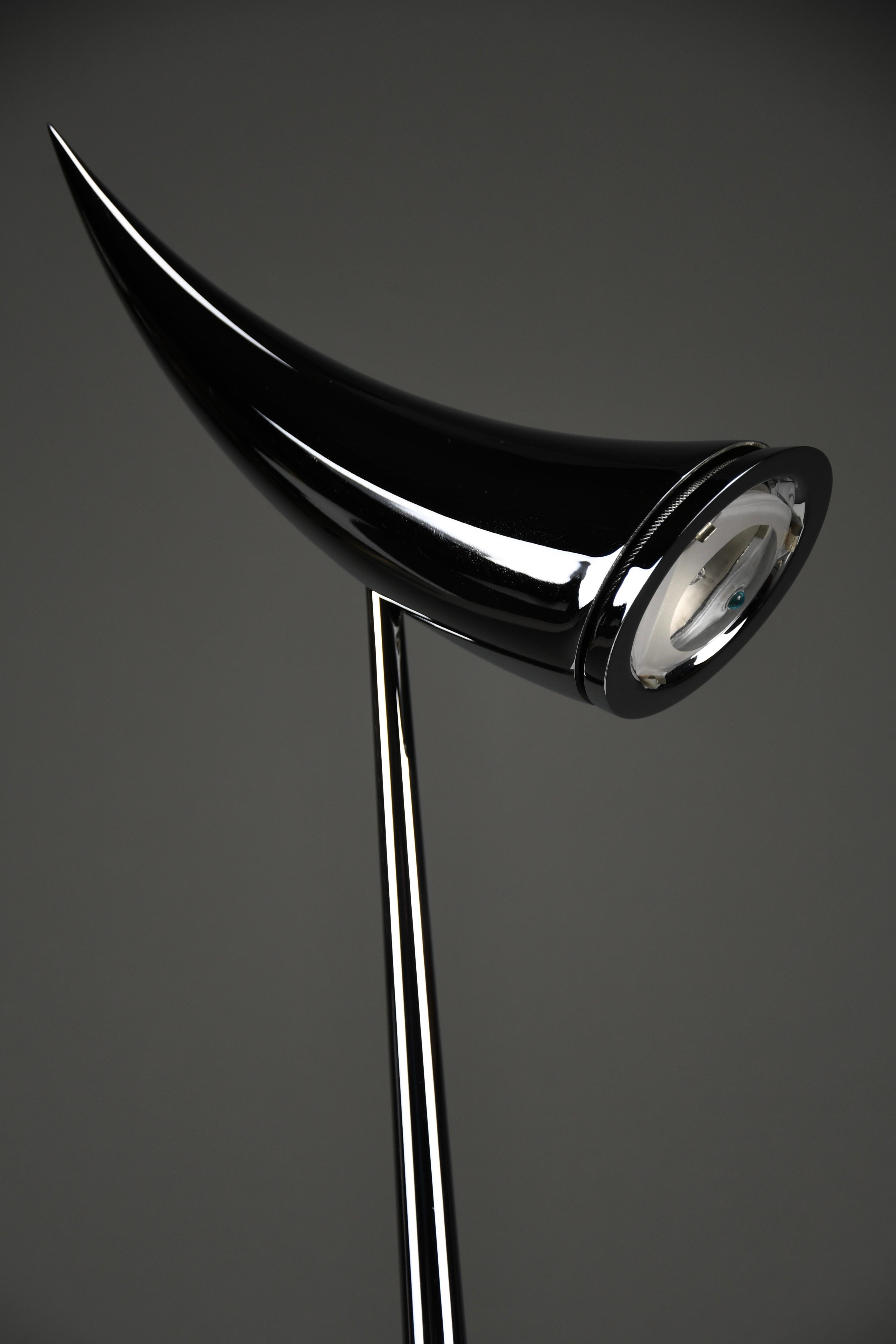 Ara Table Lamp by Philippe Starck for Flos, 1988 For Sale 3