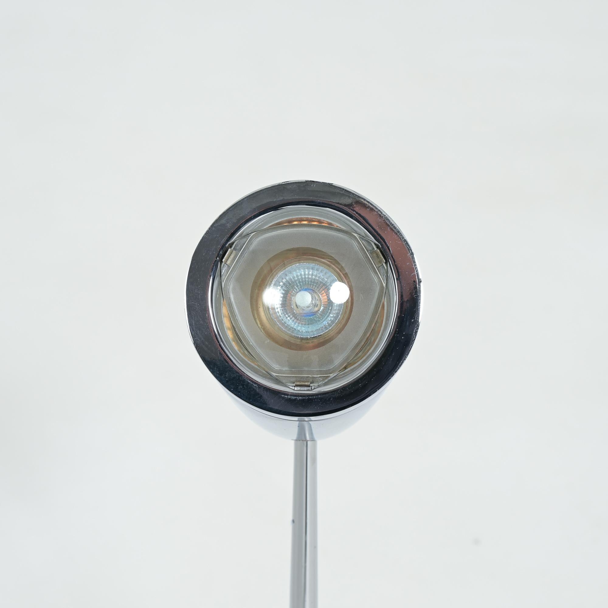 Lampe de table Ara de Philippe Starck pour Flos en vente 7