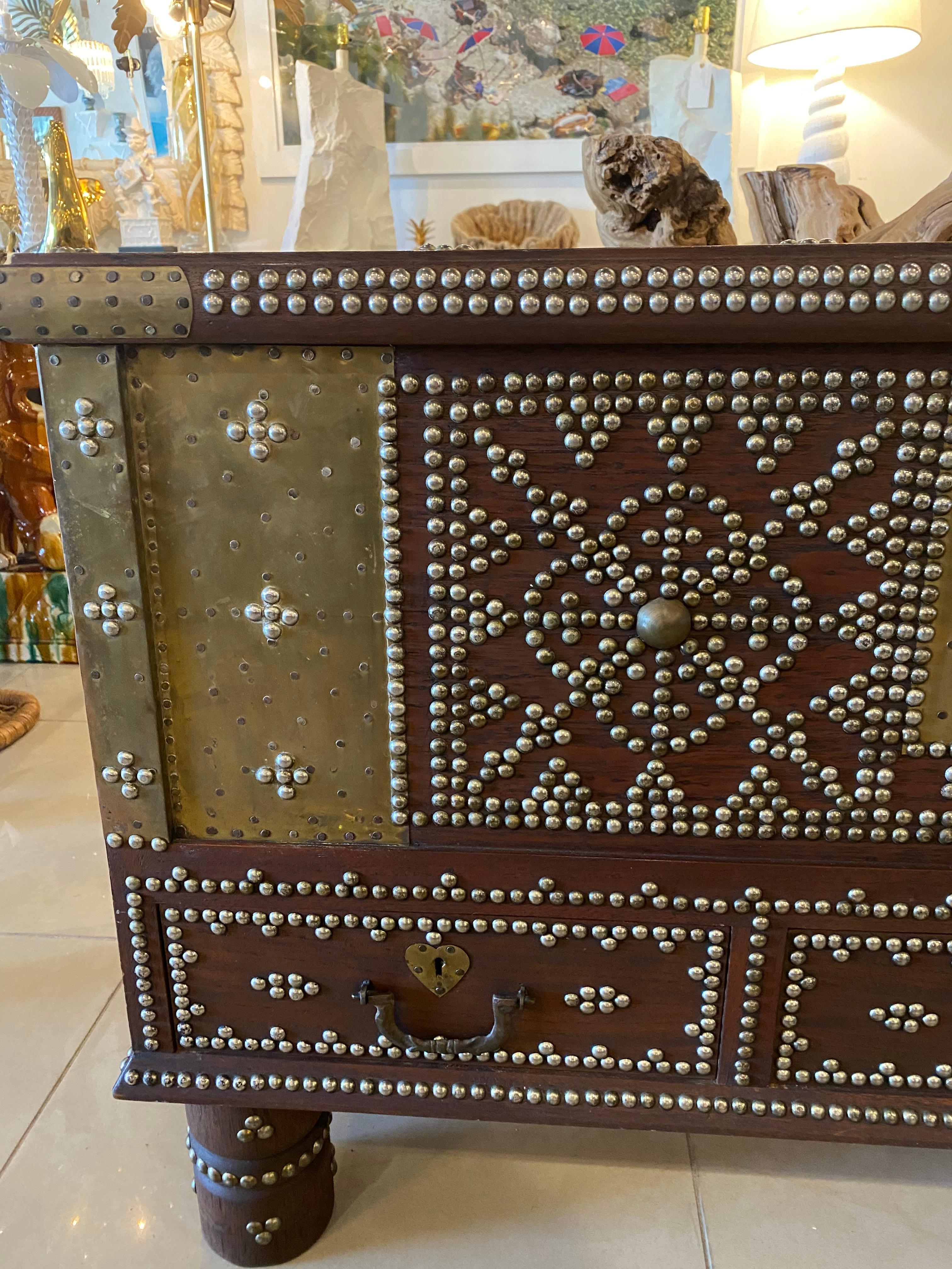 19th Century Zanzibar Wood & Brass Studded Coffee Cocktail Table Trunk Chest  For Sale 2