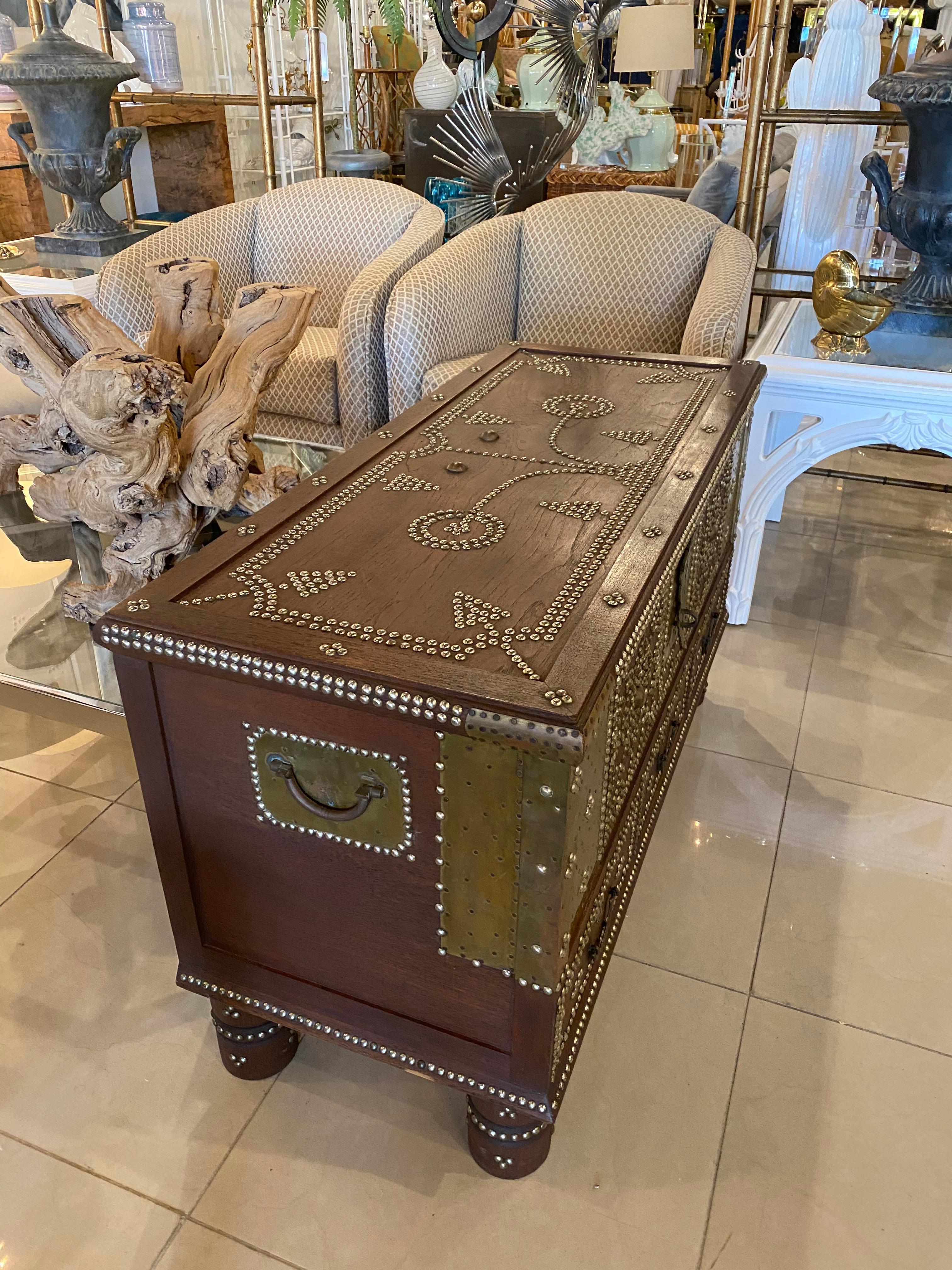 Early 20th Century 19th Century Zanzibar Wood & Brass Studded Coffee Cocktail Table Trunk Chest  For Sale