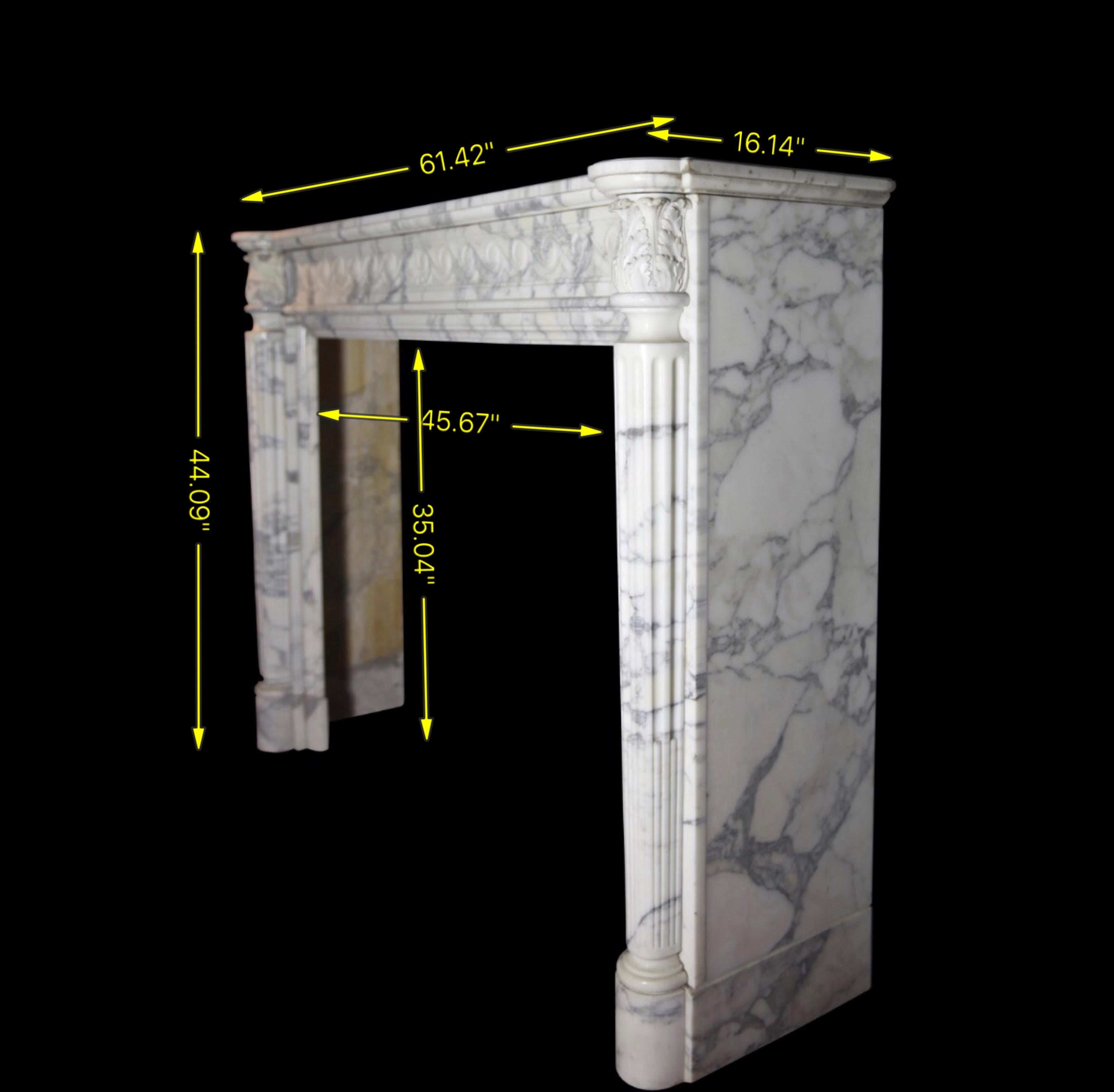 Revestimiento De Chimenea De Mármol Arabescato Para Un Interior Elegante en venta 4