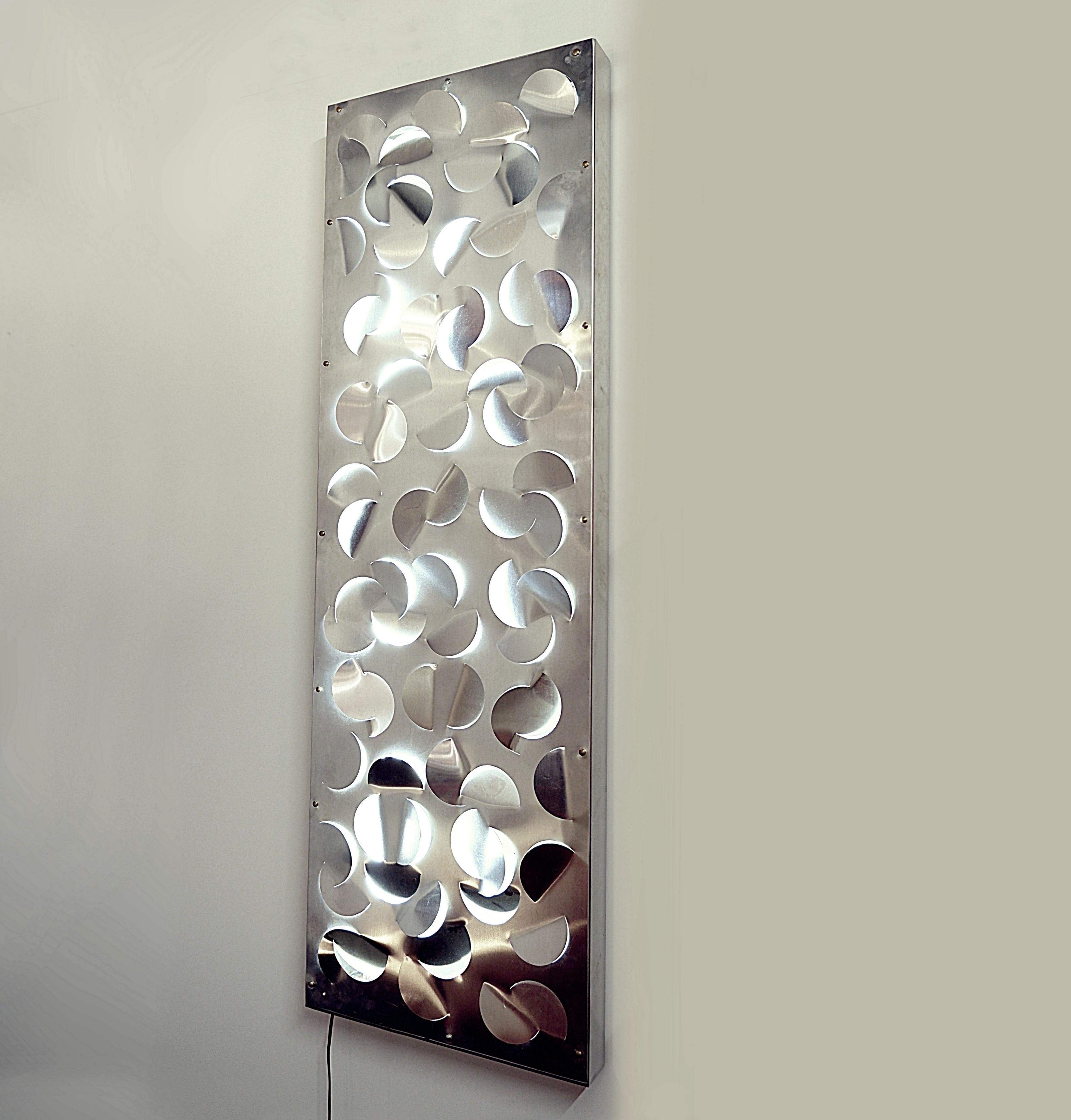 Aluminum Arabesco Sculptural Wall Lamp For Sale