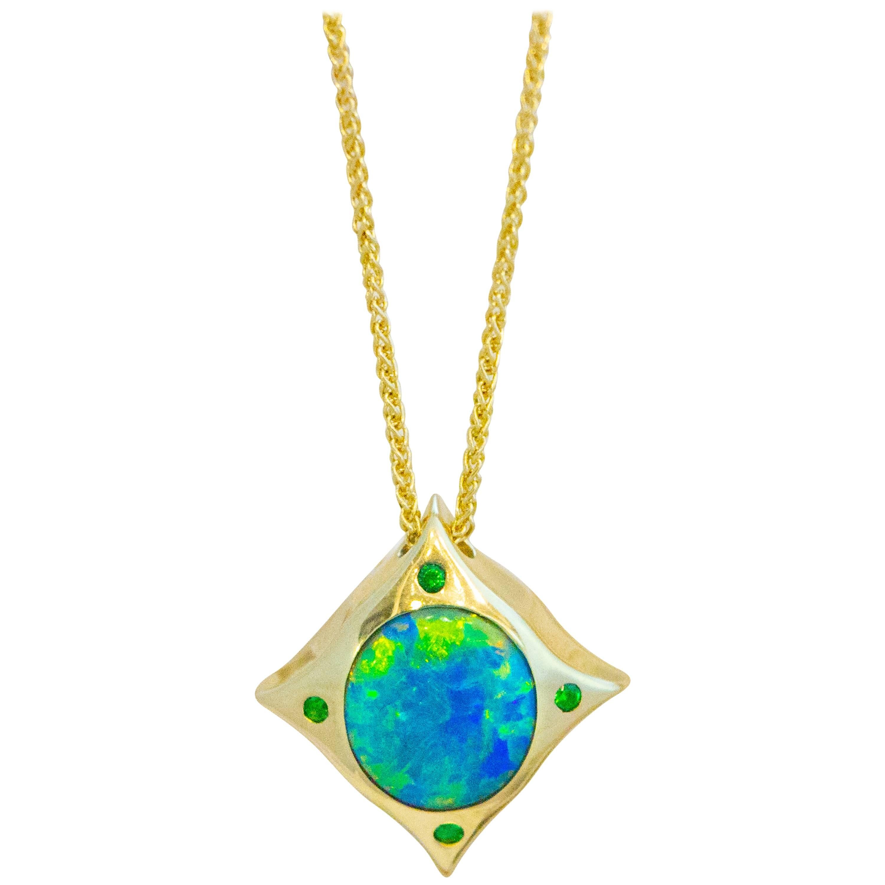 Arabesque 18 Karat Gold Solid Australian Opal Pendant Necklace