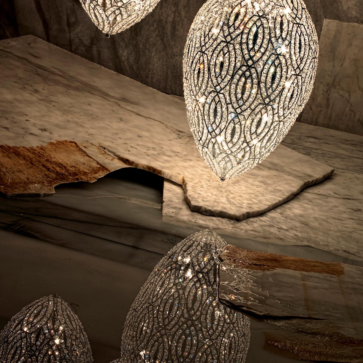 Modern Arabesque Egg 7-Light Pendant Lamp