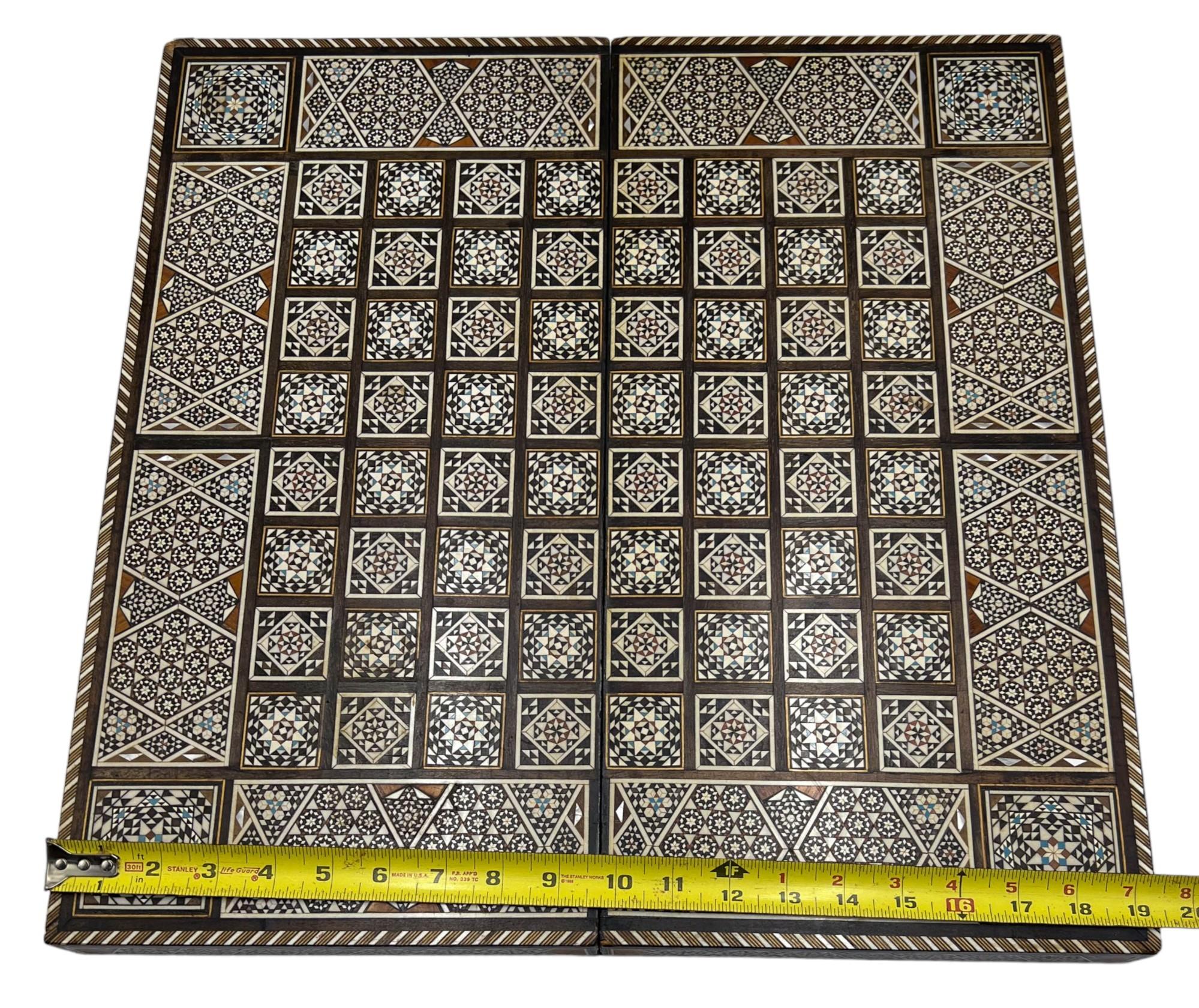 Arabesque Inlaid Backgammon & Chess Game Board For Sale 2