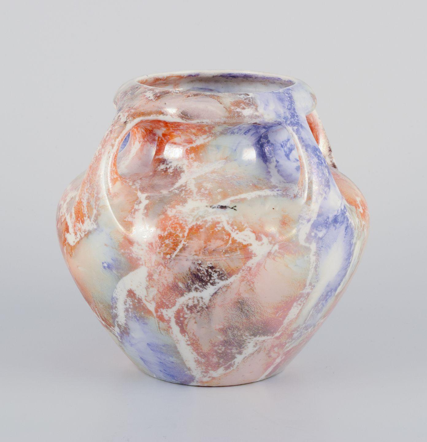 I prodotti usati sono esenti da dazi all'importazione per i clienti statunitensi. 
Pertanto, al tuo acquisto non saranno applicate tariffe di importazione.

Arabia, Finlandia.
Vaso in ceramica Art Decor 