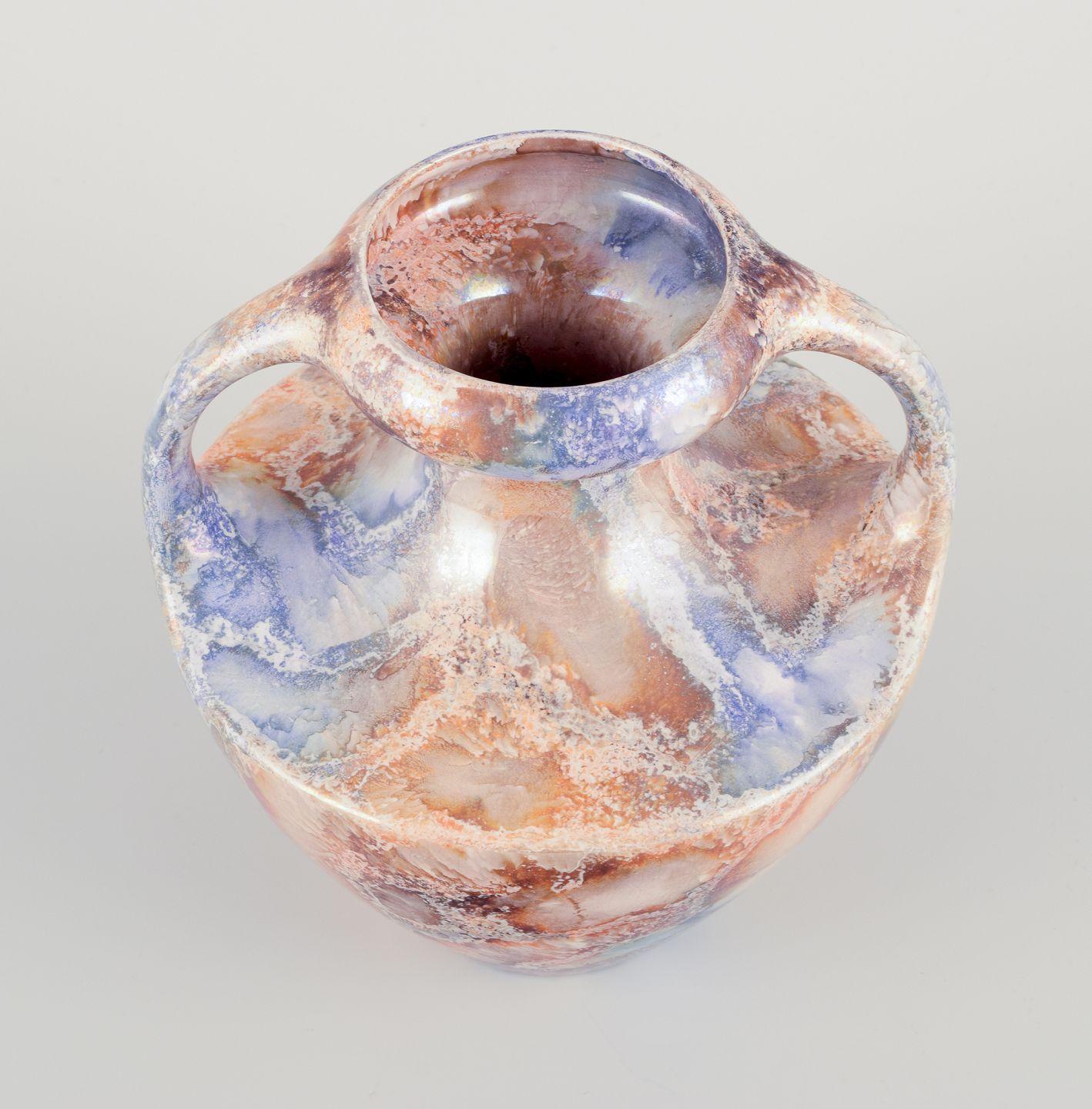 Inizio XX secolo Arabia, Finlandia. Vaso in ceramica Art Decor 