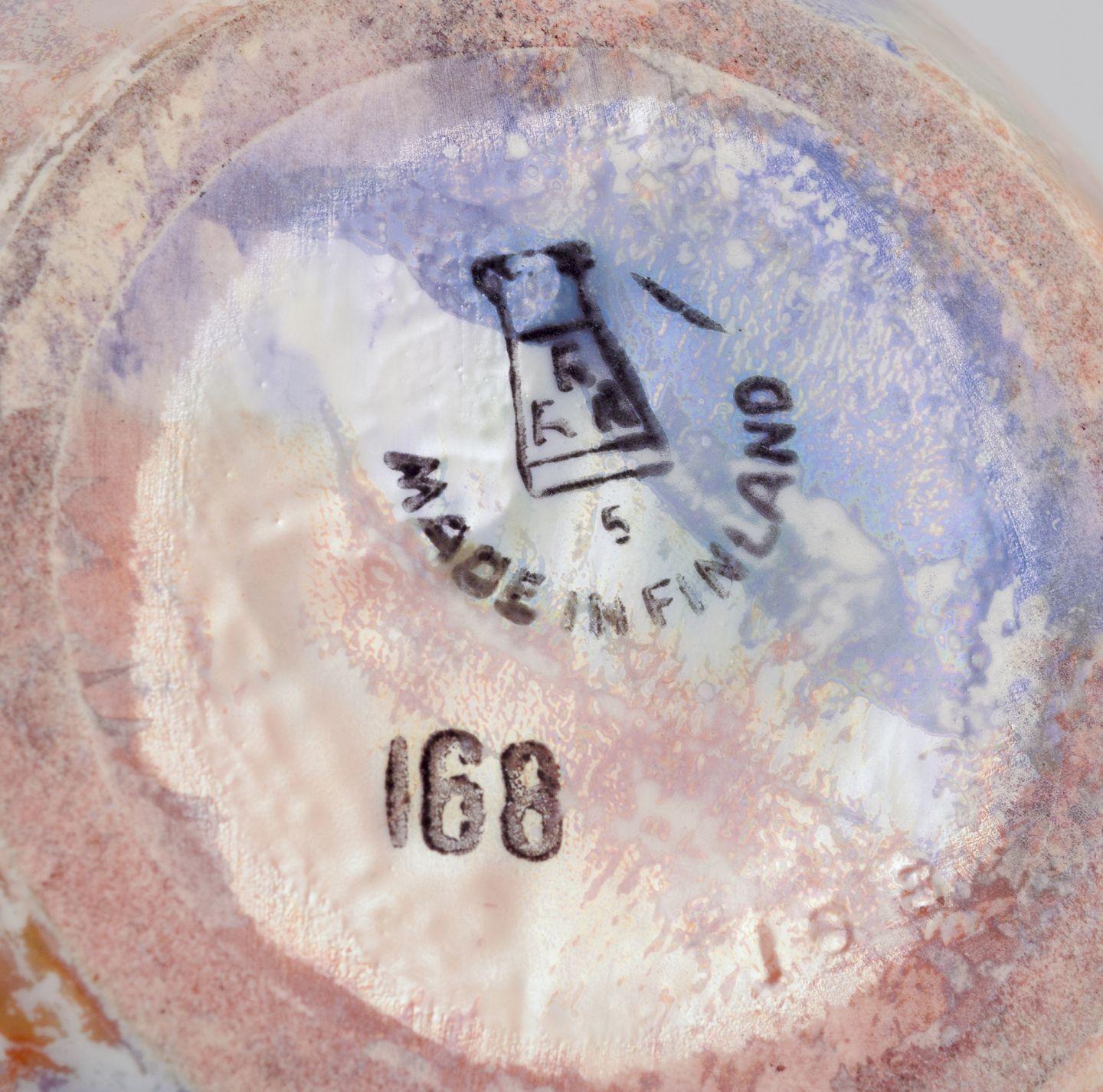 Inizio XX secolo Arabia, Finlandia. Vaso in ceramica Art Decor 