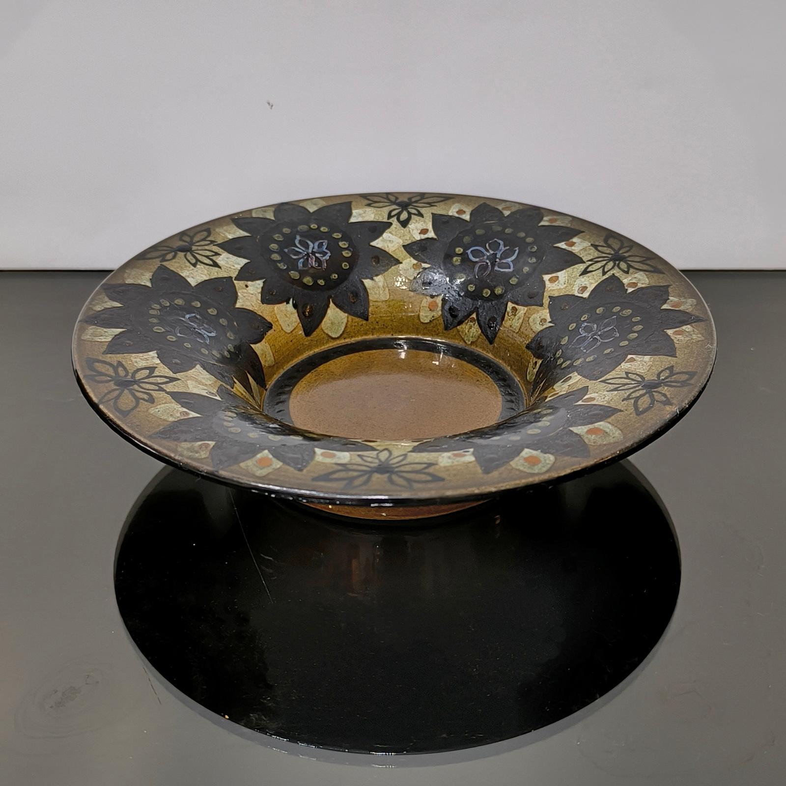 Vide-Poche aus glasiertem und bemaltem Steingut aus Arabia, Finnland, 1950er Jahre (Moderne der Mitte des Jahrhunderts) im Angebot