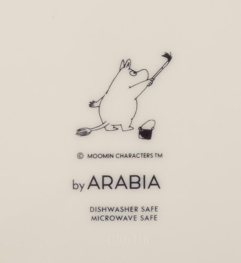 Arabia, Finlandia. Grande ciotola in porcellana. Con le illustrazioni dei Moomins. in vendita 1