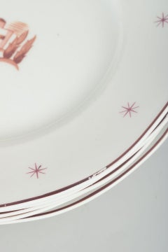 Arabia, Finlandia. Set di 7 piatti fondi in porcellana. Model Orient. Anni '30/'40