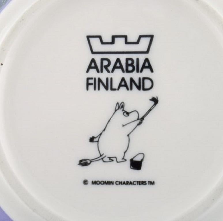 20ième siècle Arabia, Finlande, deux bols en porcelaine à motifs de 