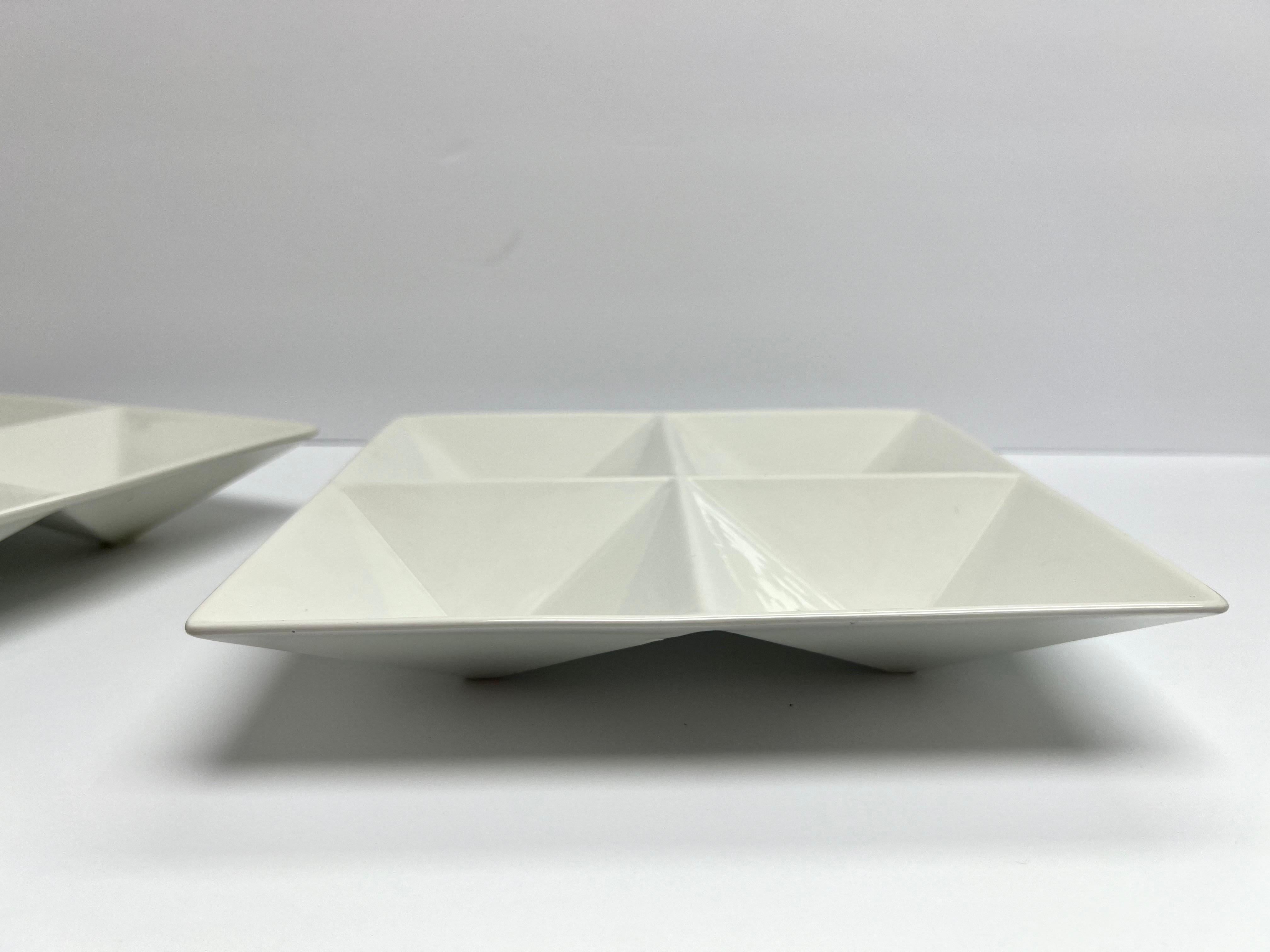 Arabia Kaj Frank Paar Origami-Keramikschalen im Zustand „Gut“ im Angebot in Miami, FL