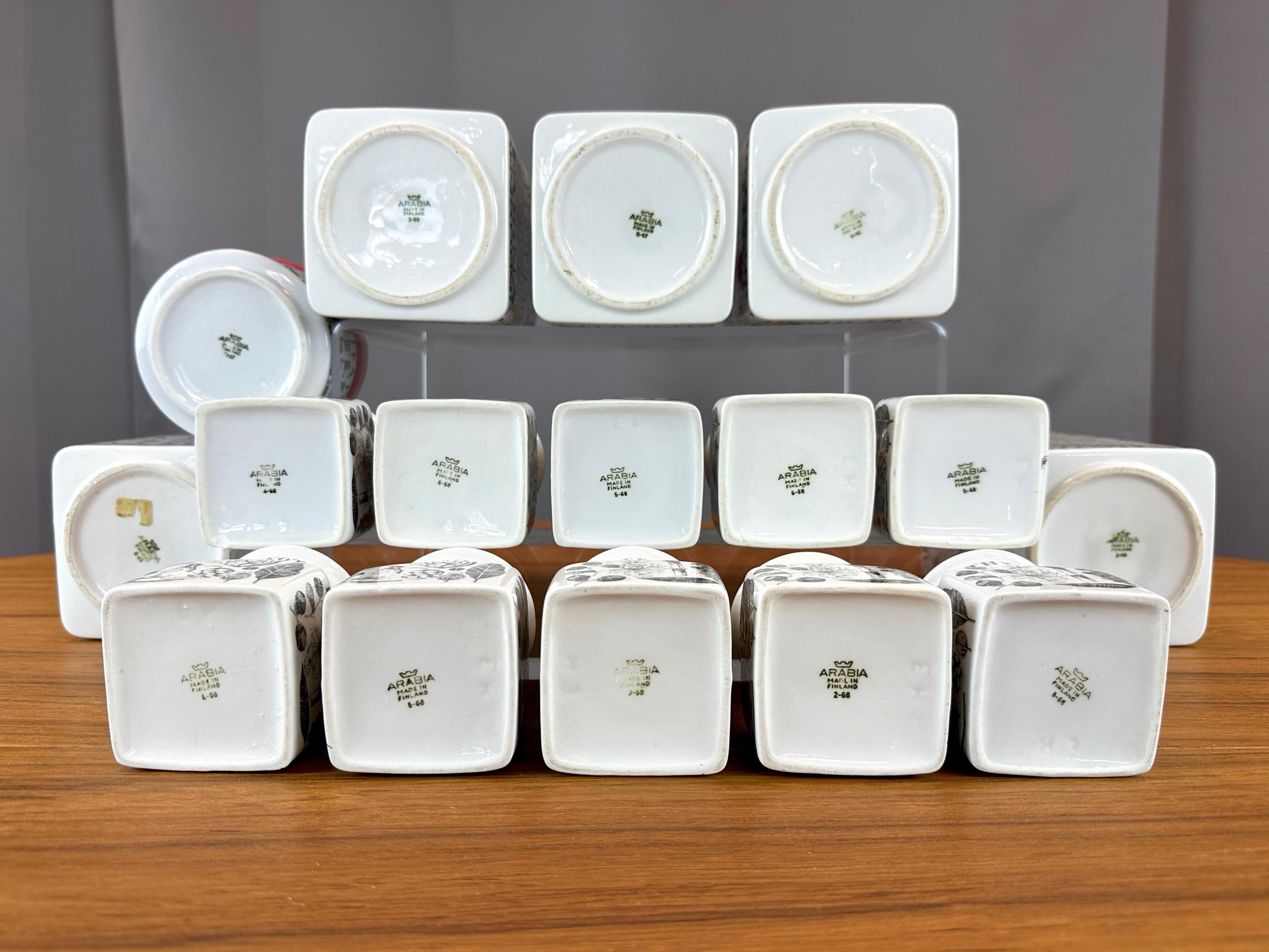 Arabia of Finland Ceramic Kitchen Jars and Spice Jars, 16-Piece Set, 1966–68 For Sale 9