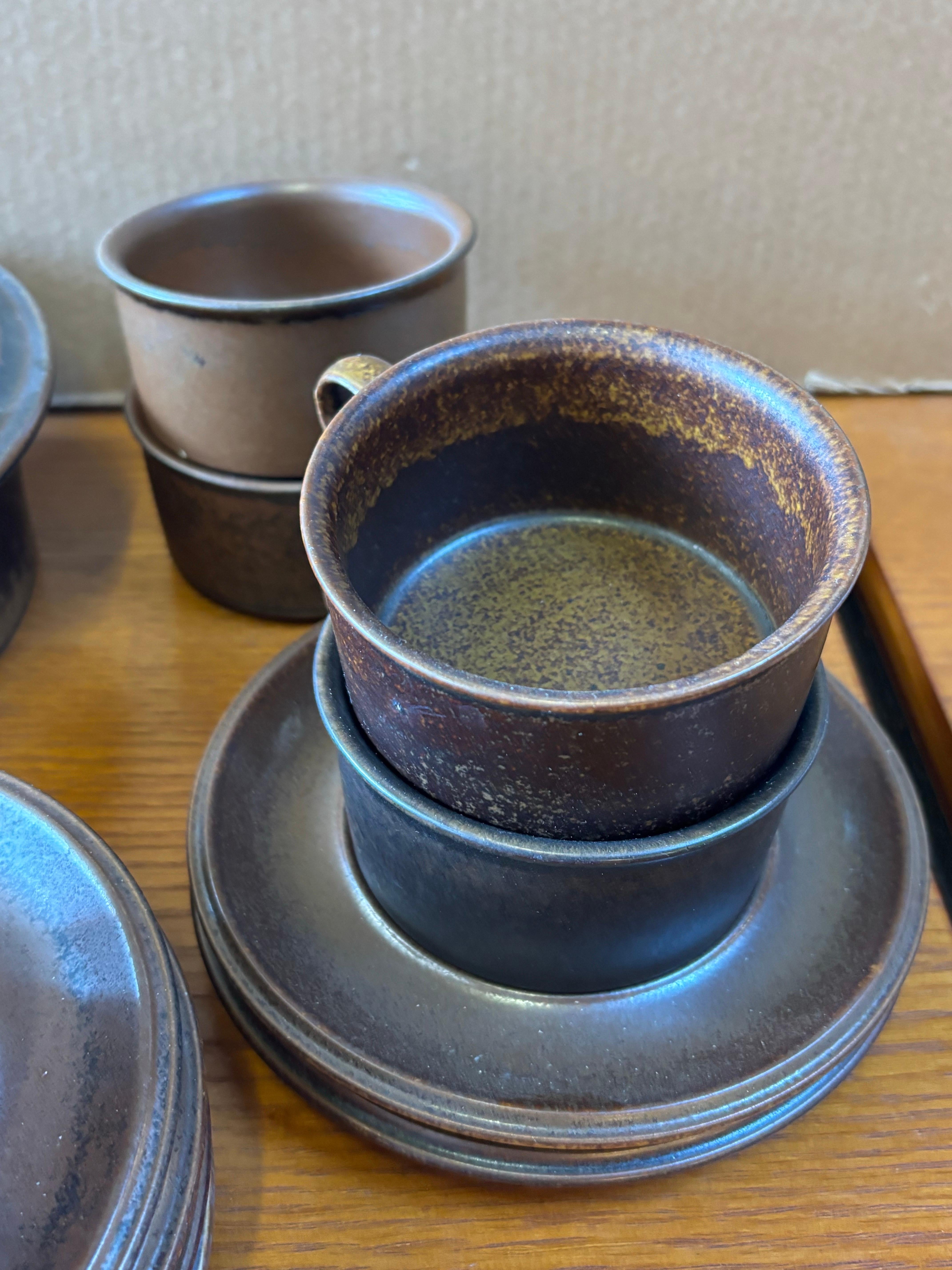 Mid-20th Century Arabia Ruska Set of Dishes 43 Pieces