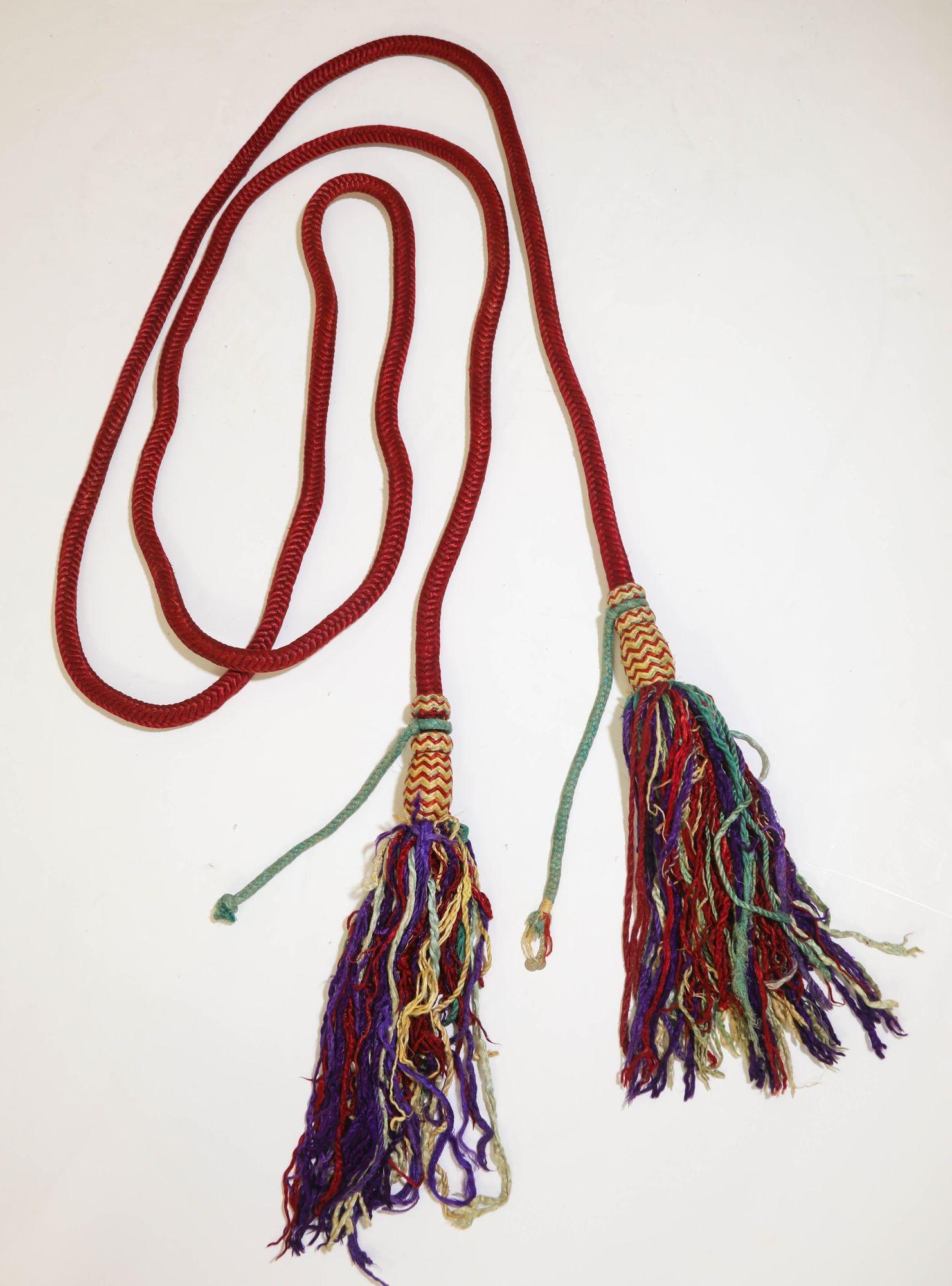 Fatto a mano Cammello del deserto arabo Oman Reins Folk Art 1960s in vendita
