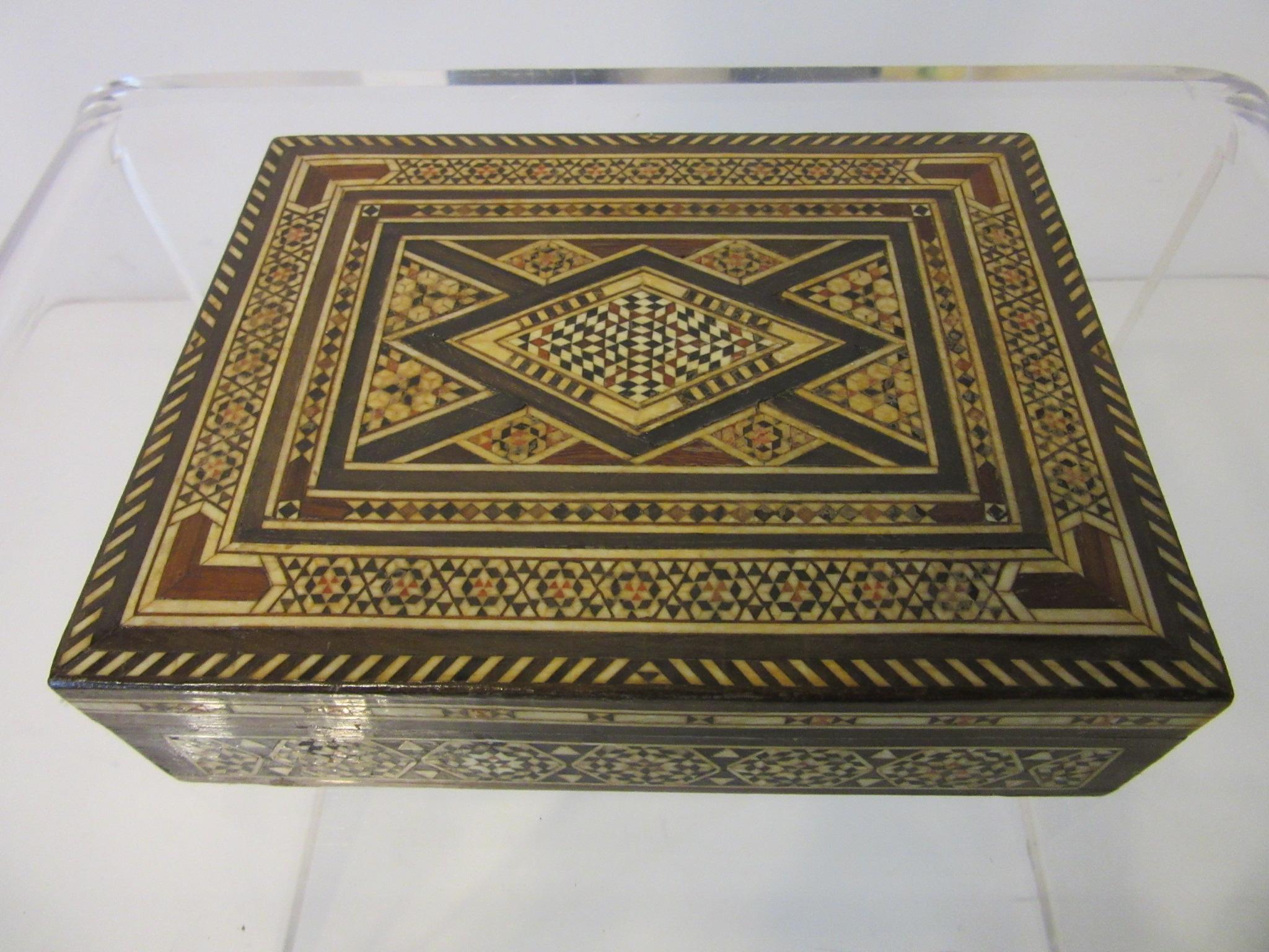 20th Century Arabian Mosaic Syrian Micro Mosaic Jewelry / Exotic Box