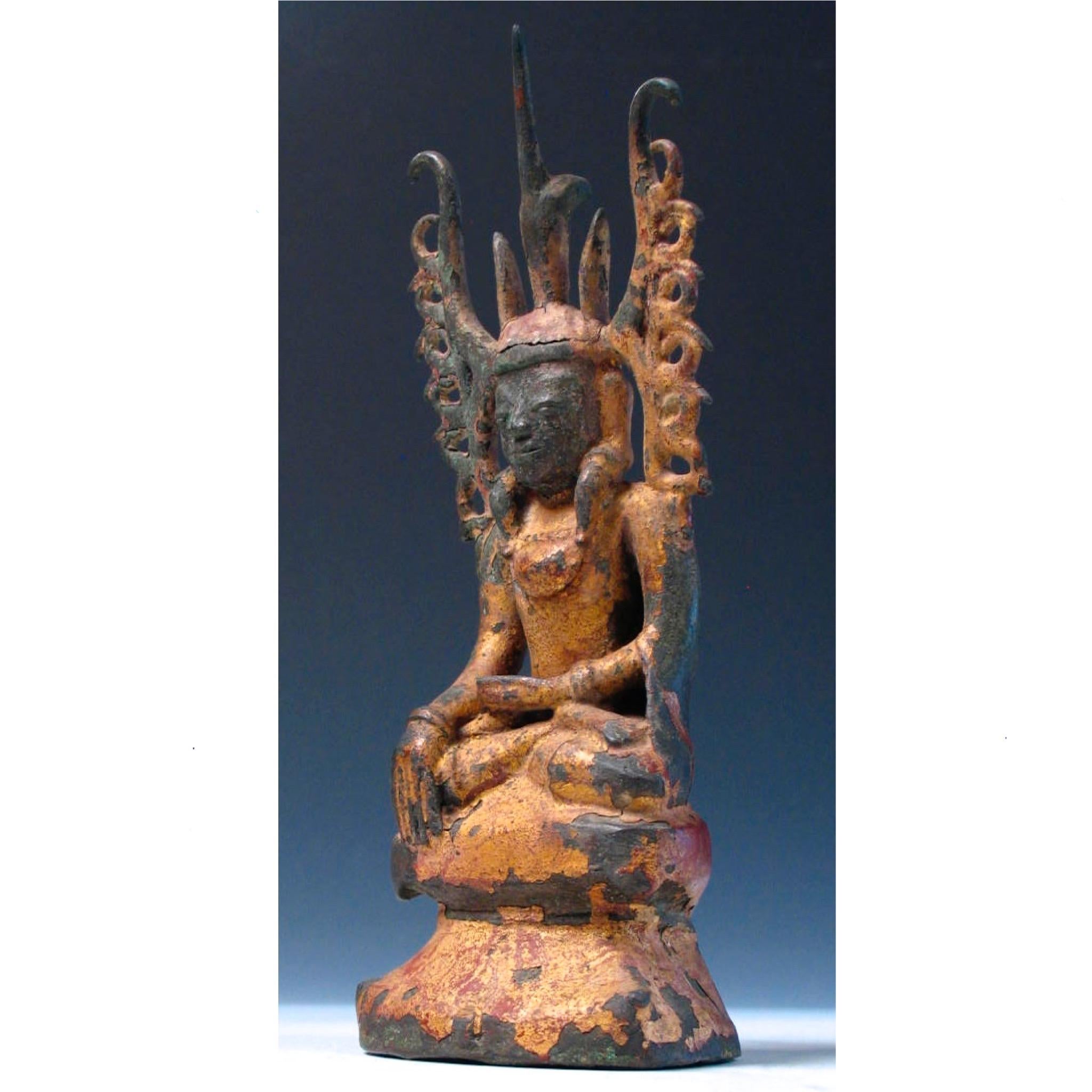 18th Century and Earlier Arakanese Gilt Lacquered Bronze Mahakyain phara (Royal Oath) Buddha Image For Sale