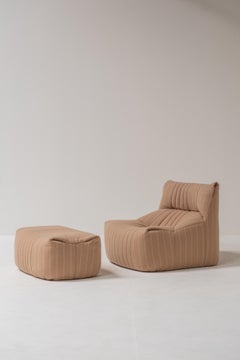 Aralia one seater with pouf by Michel Ducaroy for Ligne Roset