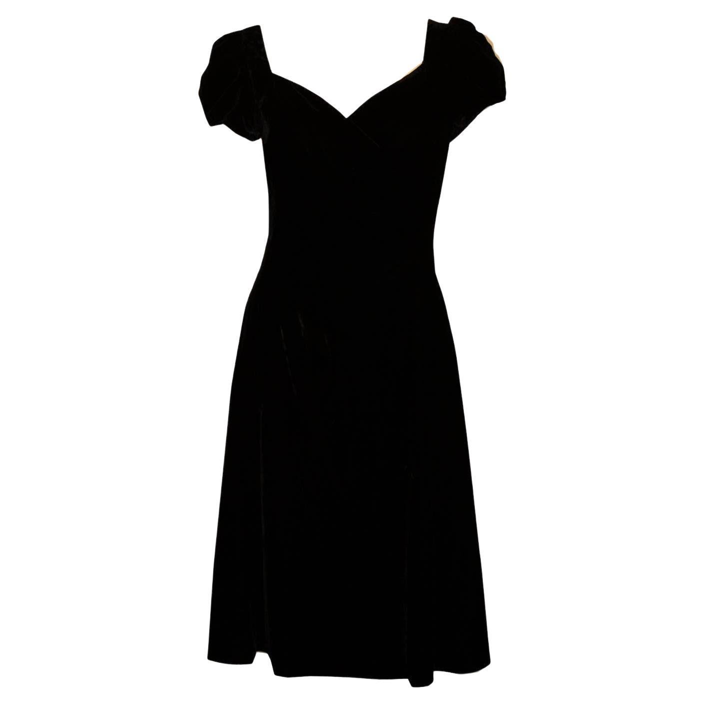 Aramani Le Collezzioni Black Velvet Cocktail Dress For Sale