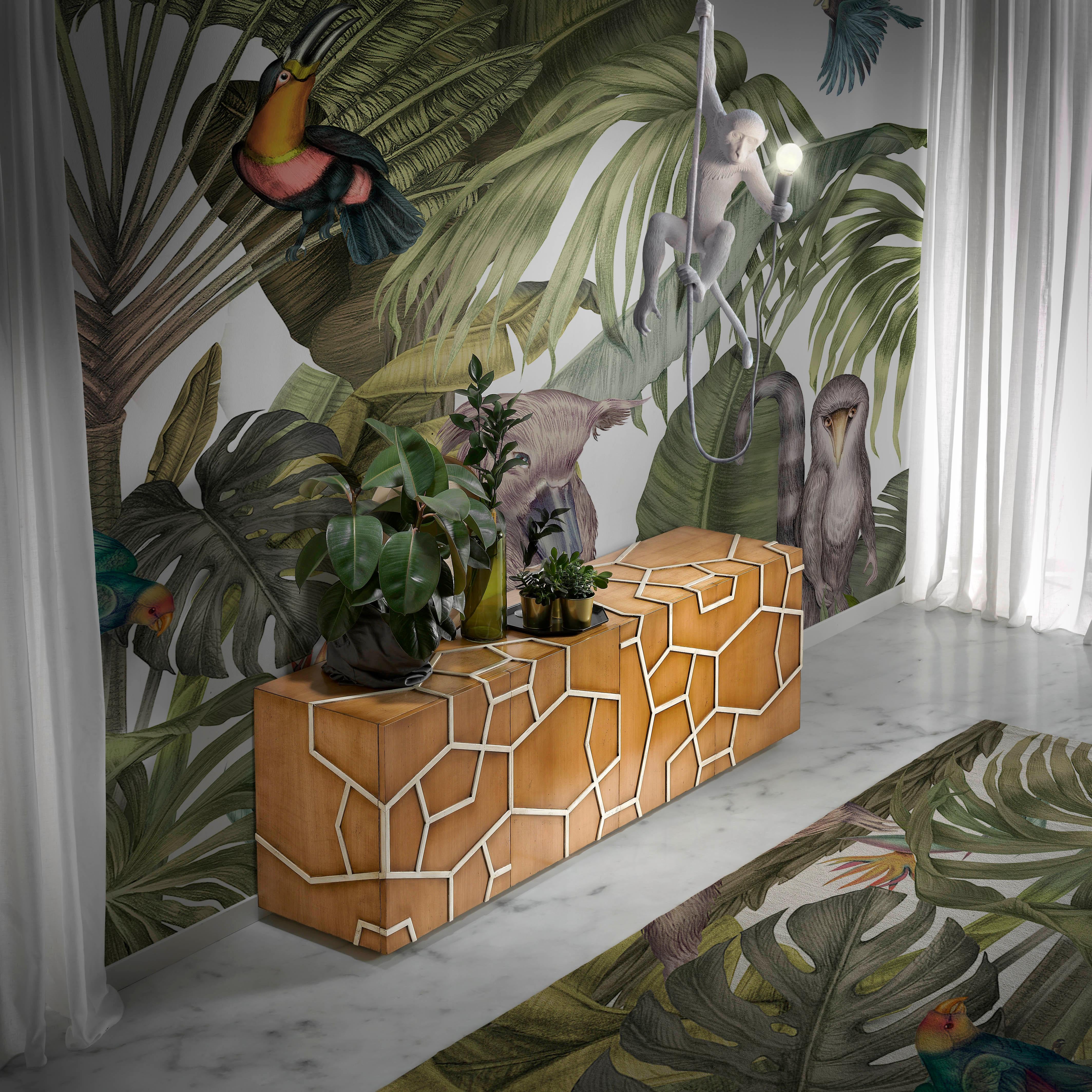 Credenza Araña di Lola Glamour
Dimensioni: D 45 x L 200 x H 64 cm
Materiali: Wood.

Quattro porte con un ripiano interno. Personalizzabile nelle dimensioni e nelle finiture.


Siamo Félix e Désirée Ramos, fratelli e product designer del nostro