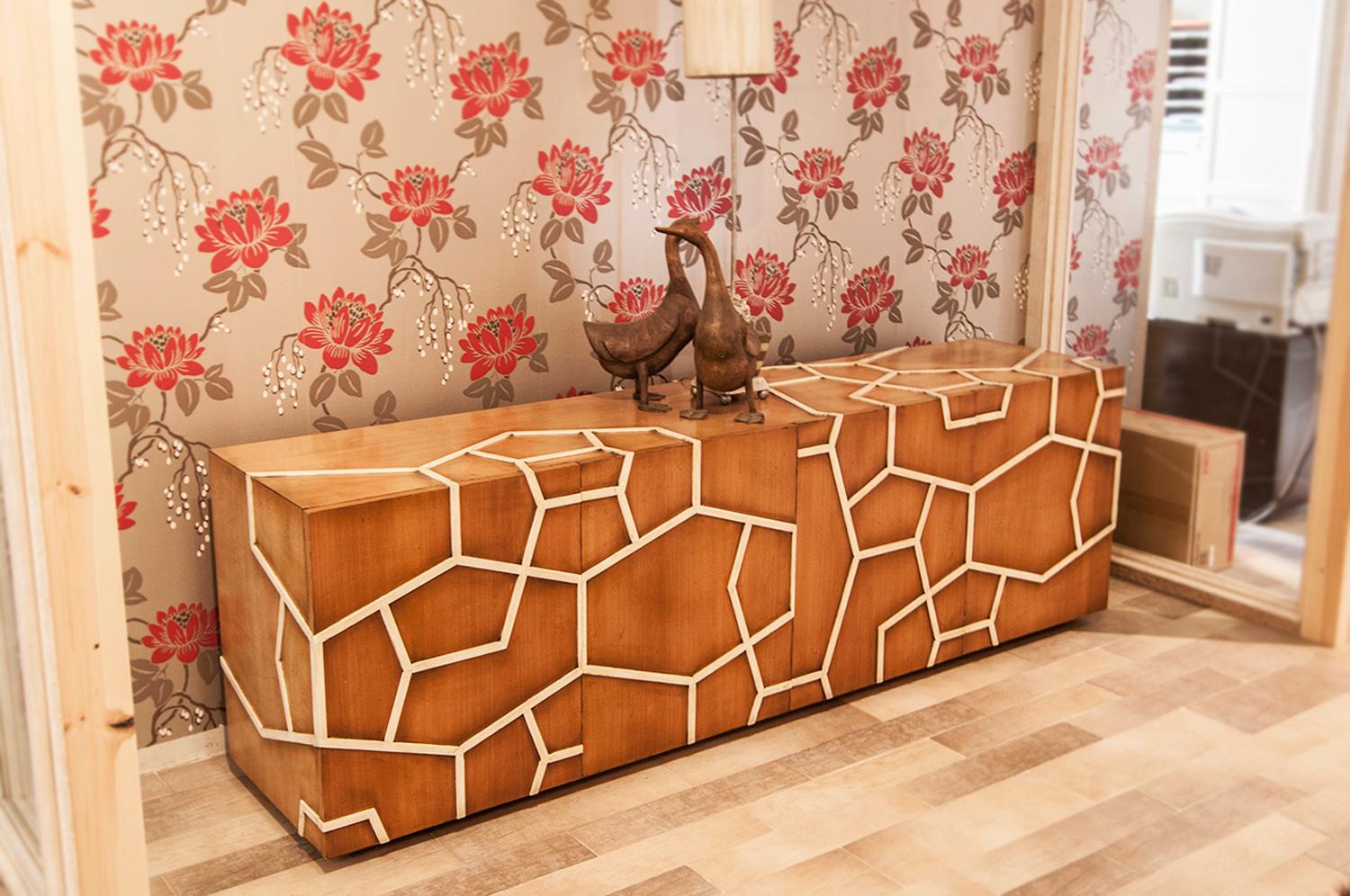 XXI secolo e contemporaneo Credenza Araña, quattro ante, di Lola Glamour in vendita