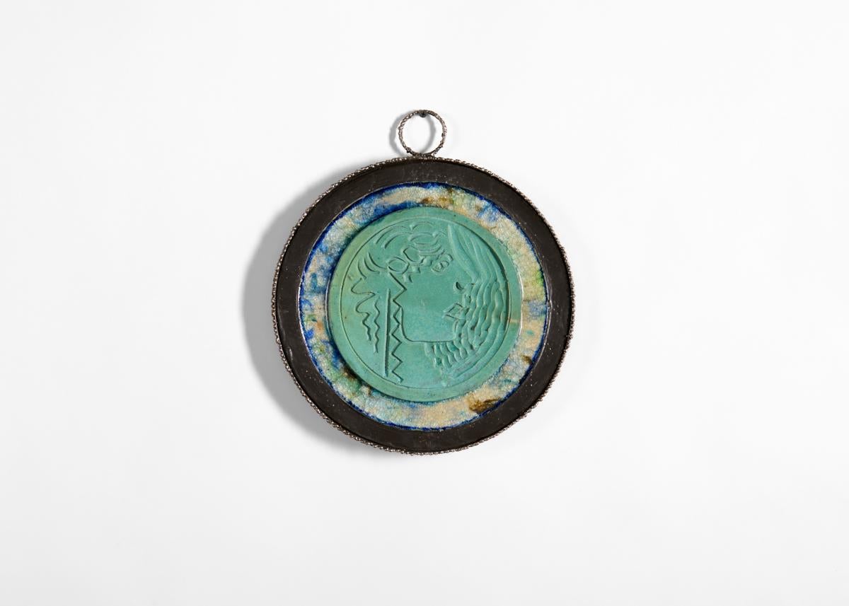 Contemporary Arango & Lollar, Ancient Mirror (Green profile), Wall-mounted Sculpture For Sale