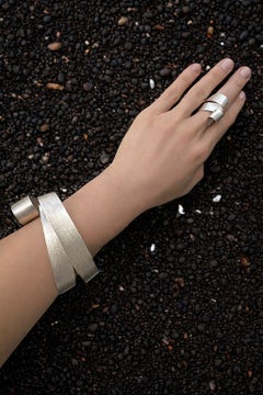 Arapey Bracelet in 950 Silver by Lucía Rovira
