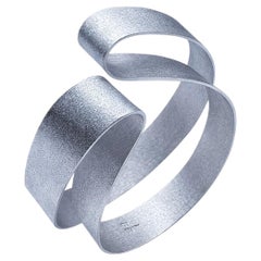 Arapey Bracelet in 950 Silver by Lucía Rovira