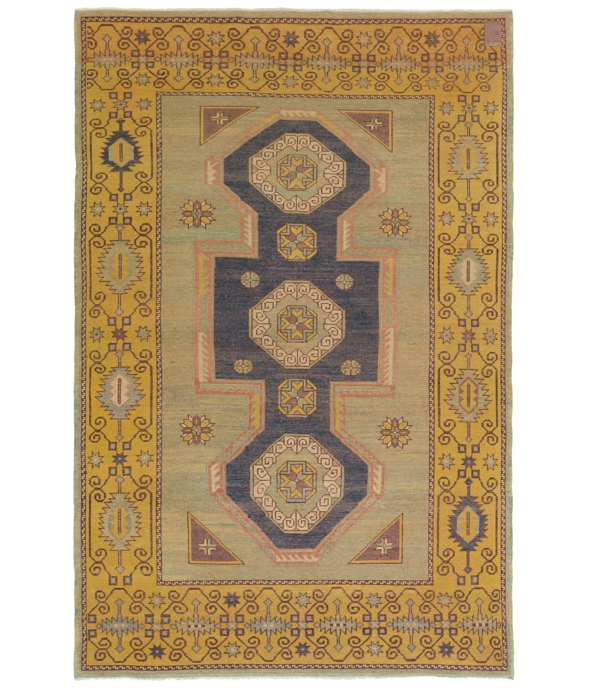 Ararat Rugs Alfombra Bellini Alfombra Anatolia, Renacimiento, Teñido Natural Siglo XXI y contemporáneo en venta