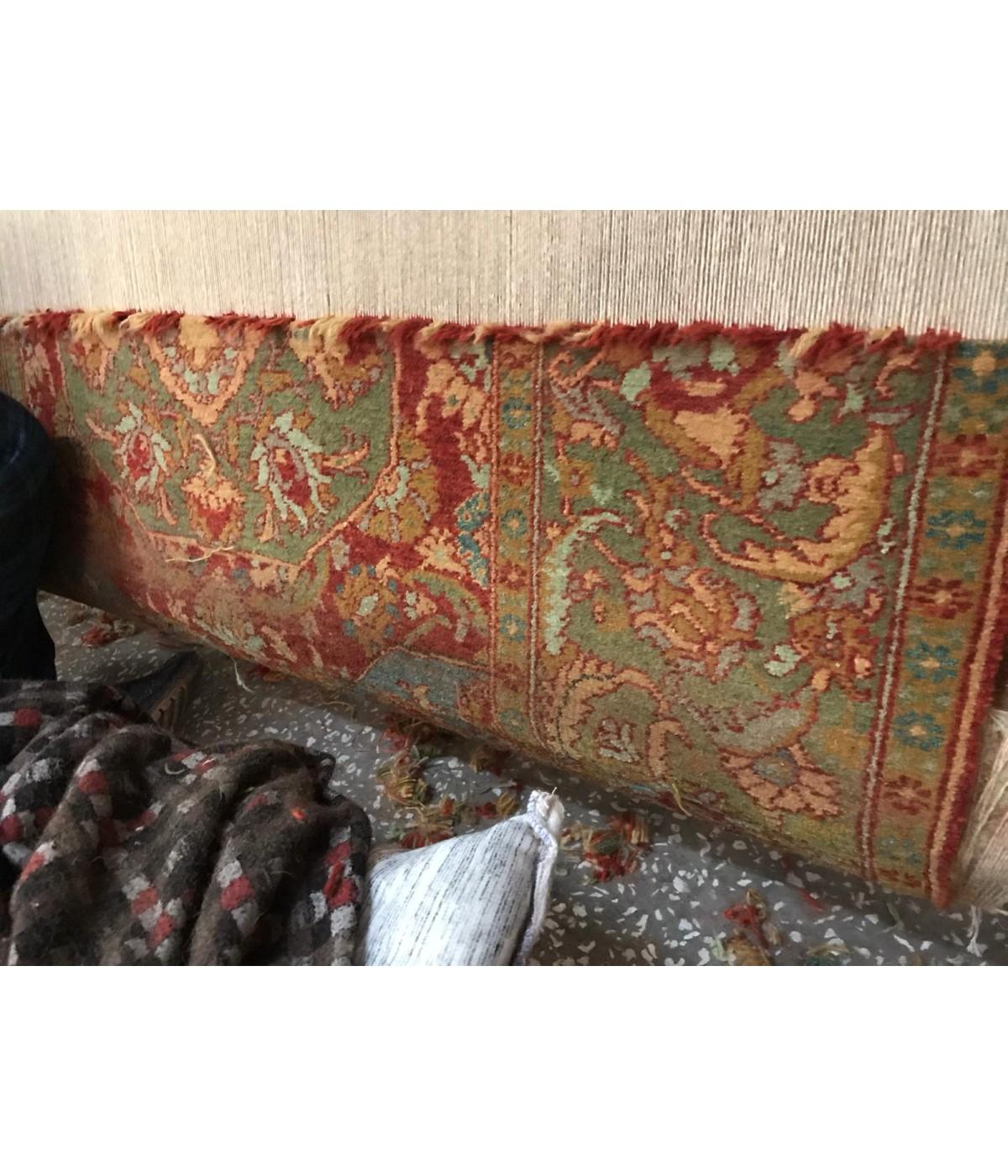 Ararat Rugs Alfombra Otomana Cairene, Alfombra de Corte Turco, Teñido Natural Siglo XXI y contemporáneo en venta