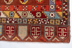 Tapis Ararat avec deux médaillons de style néo-natolien teinté naturel