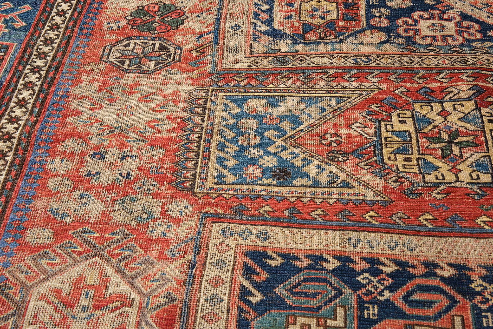 Antique Caucasus Soumak Kilim Rug, Caucasian Carpet  In Fair Condition For Sale In Tokyo, JP